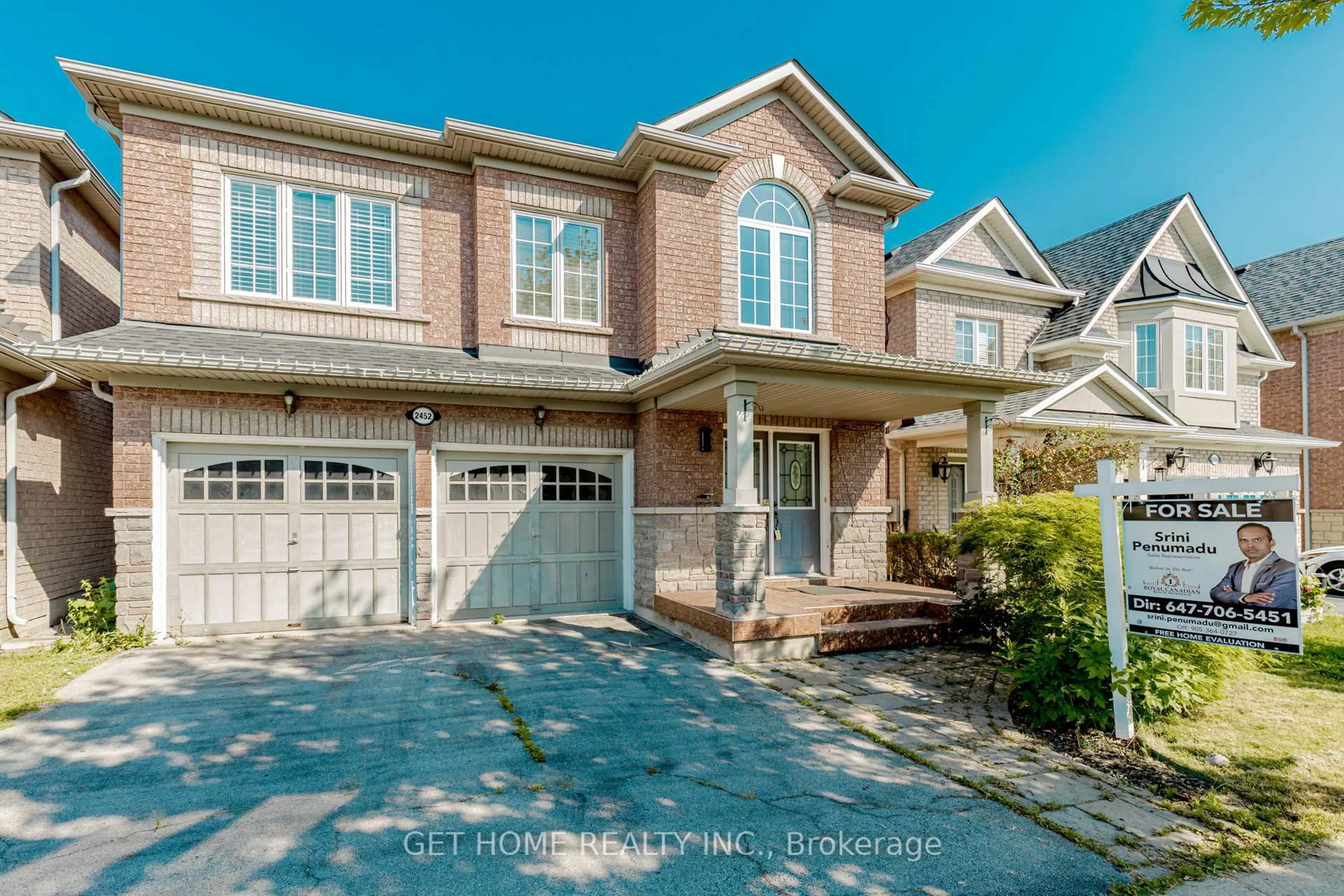 Home with brick exterior material, street for 2452 Pathfinder Dr, Burlington Ontario L7L 6X9