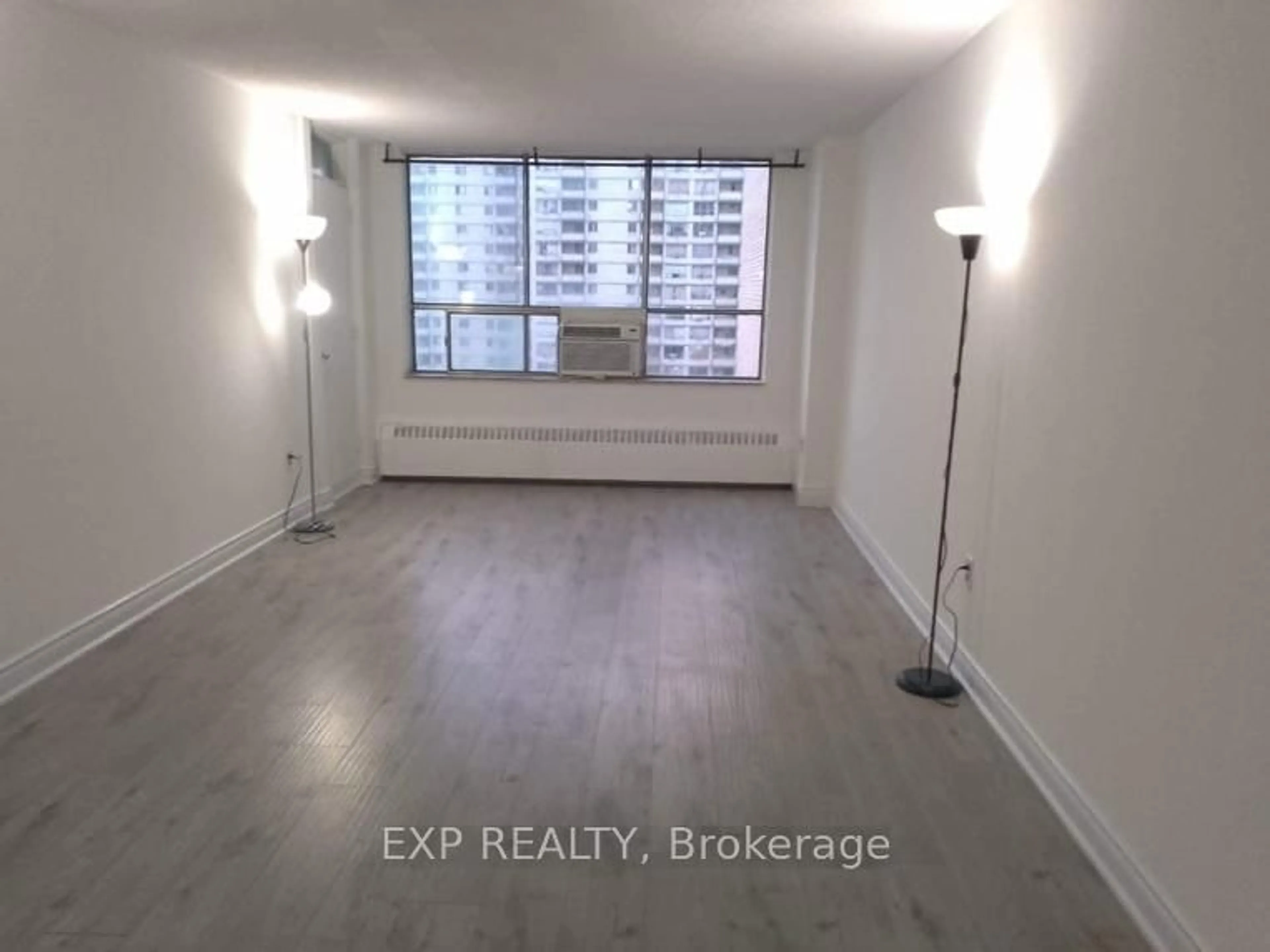 A pic of a room for 320 Dixon Rd #816, Toronto Ontario M9R 1S8