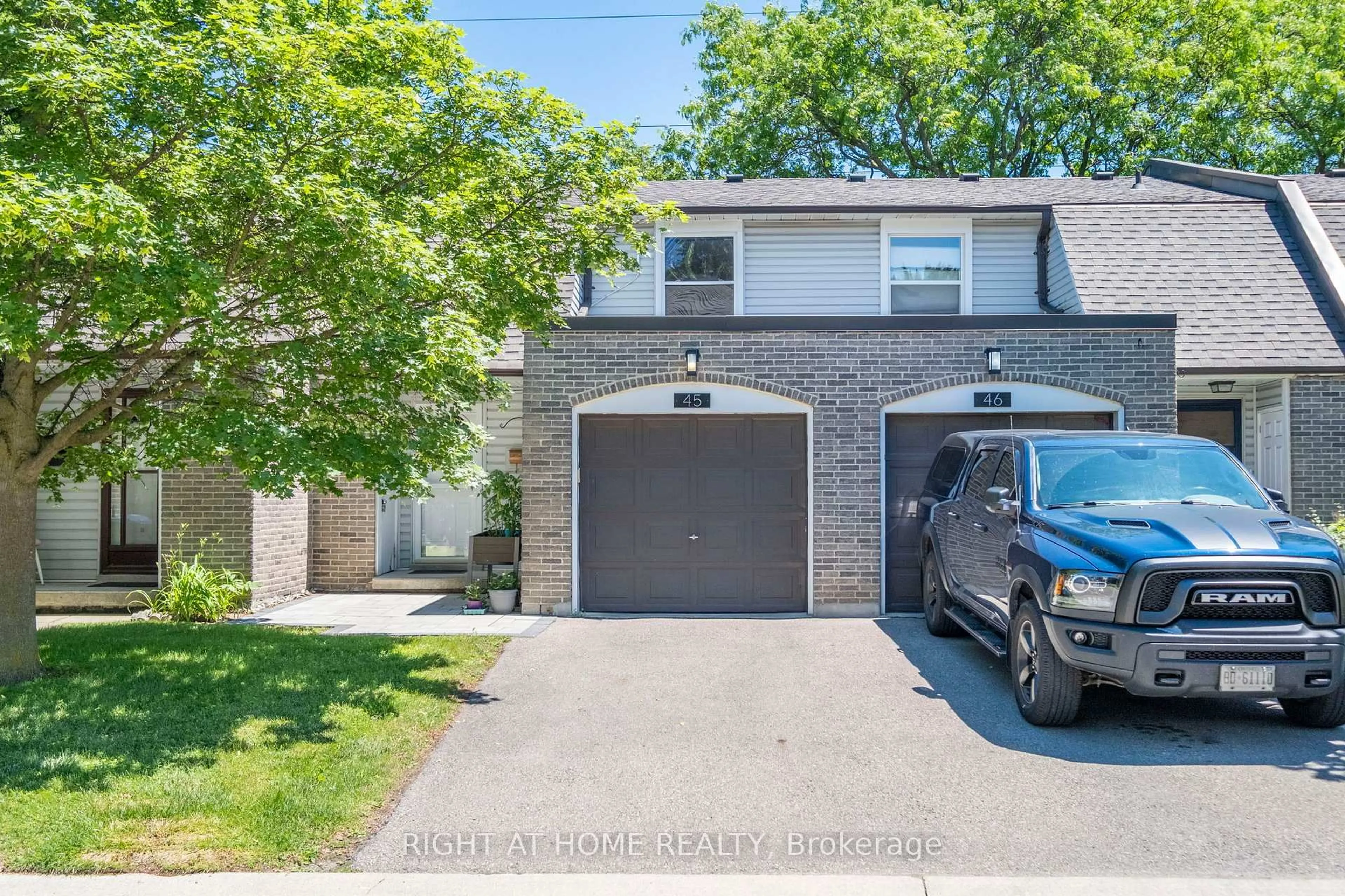 Unknown for 2440 Bromsgrove Rd #45, Mississauga Ontario L5J 4J7