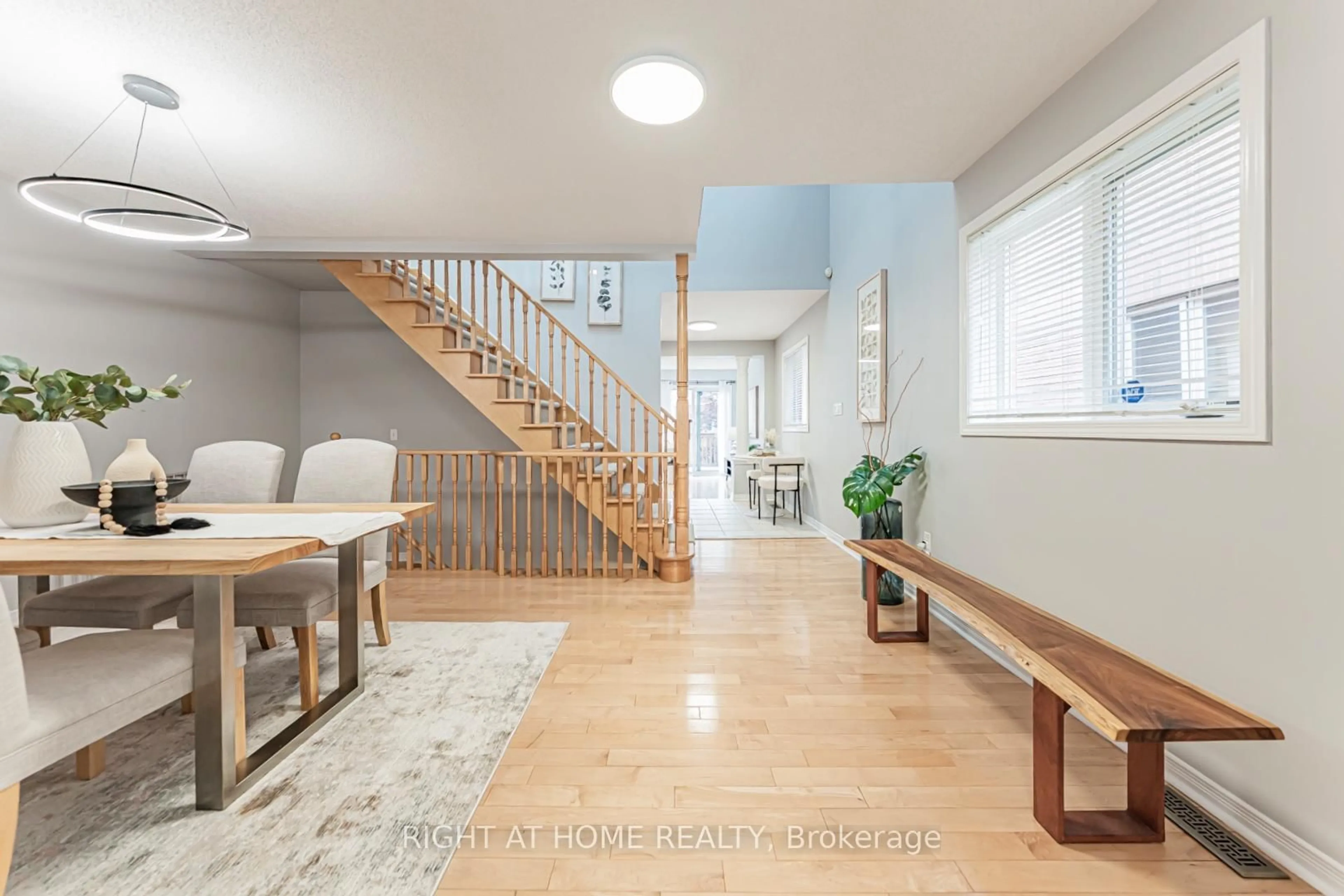 Unknown for 1133 Hickory Hollow Glen, Mississauga Ontario L5W 1J4