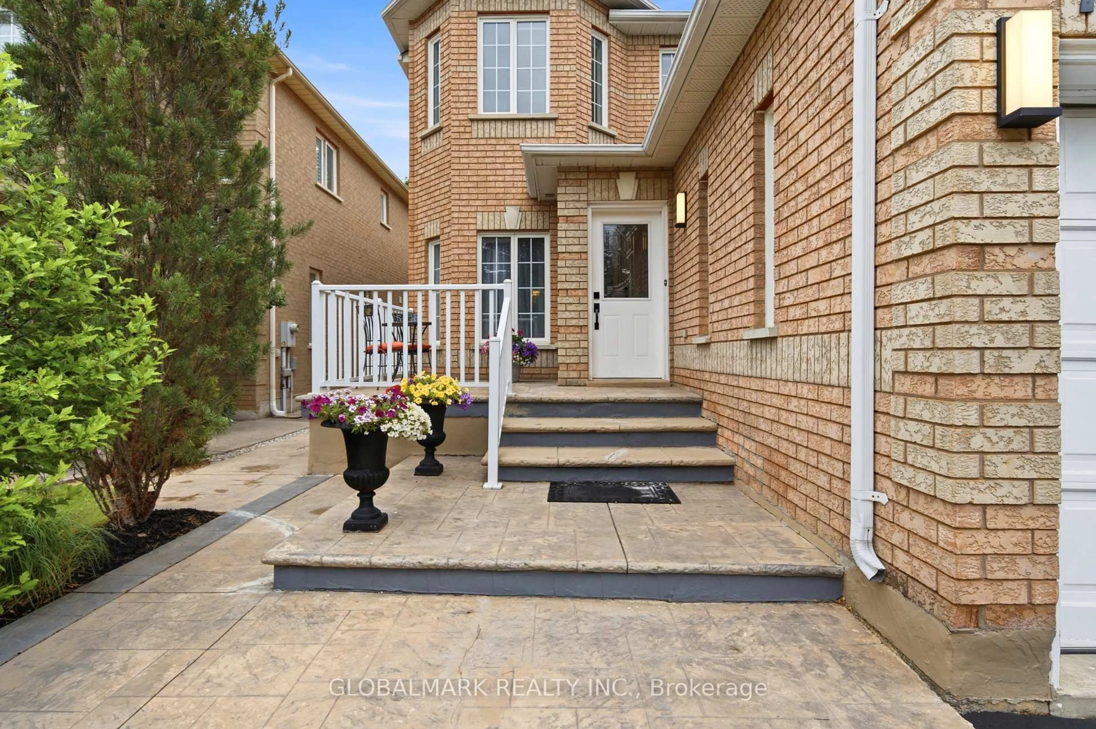 Unknown for 7287 Waldorf Way, Mississauga Ontario L5N 7P7