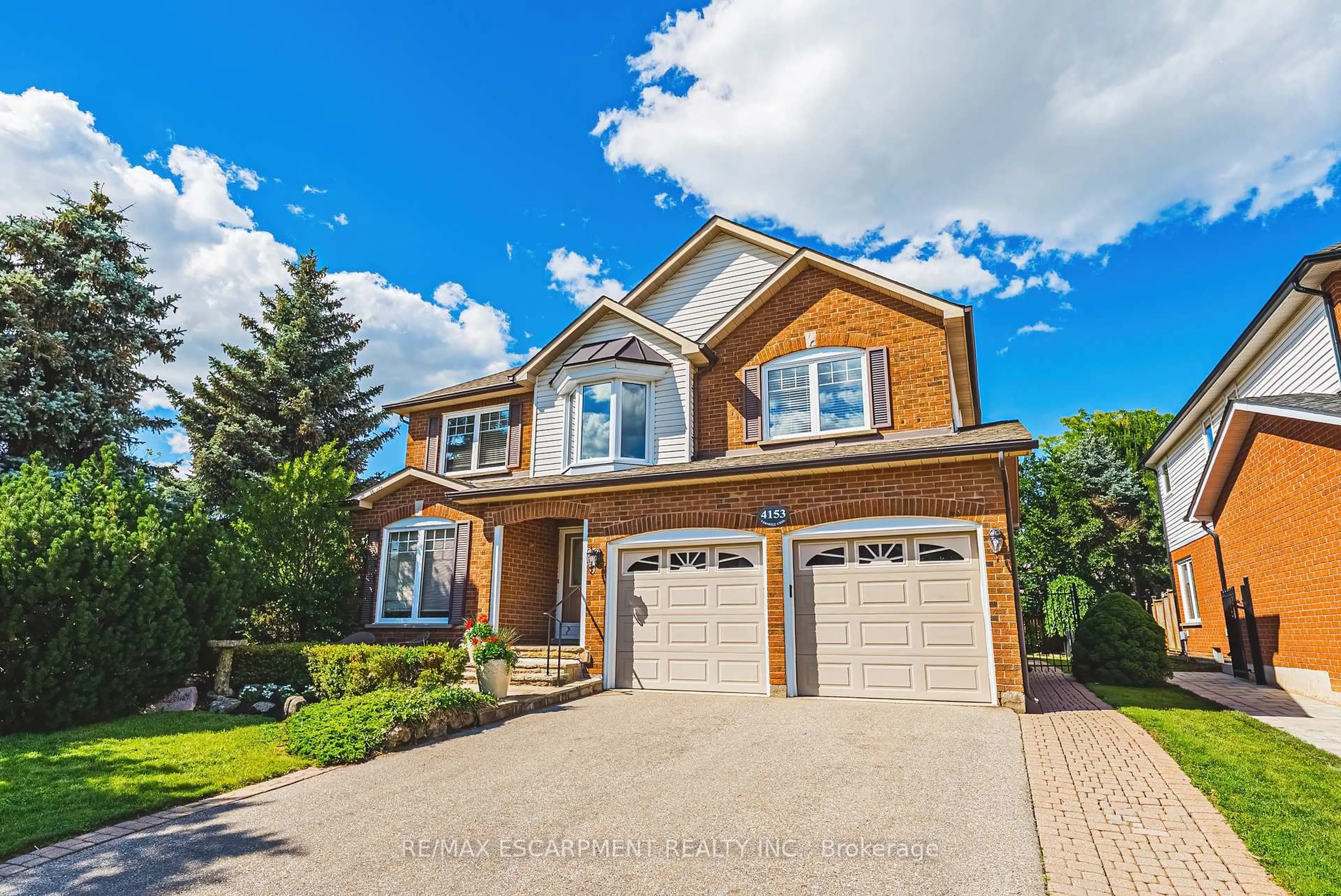 Home with brick exterior material, street for 4153 Vermont Cres, Burlington Ontario L7M 4A9
