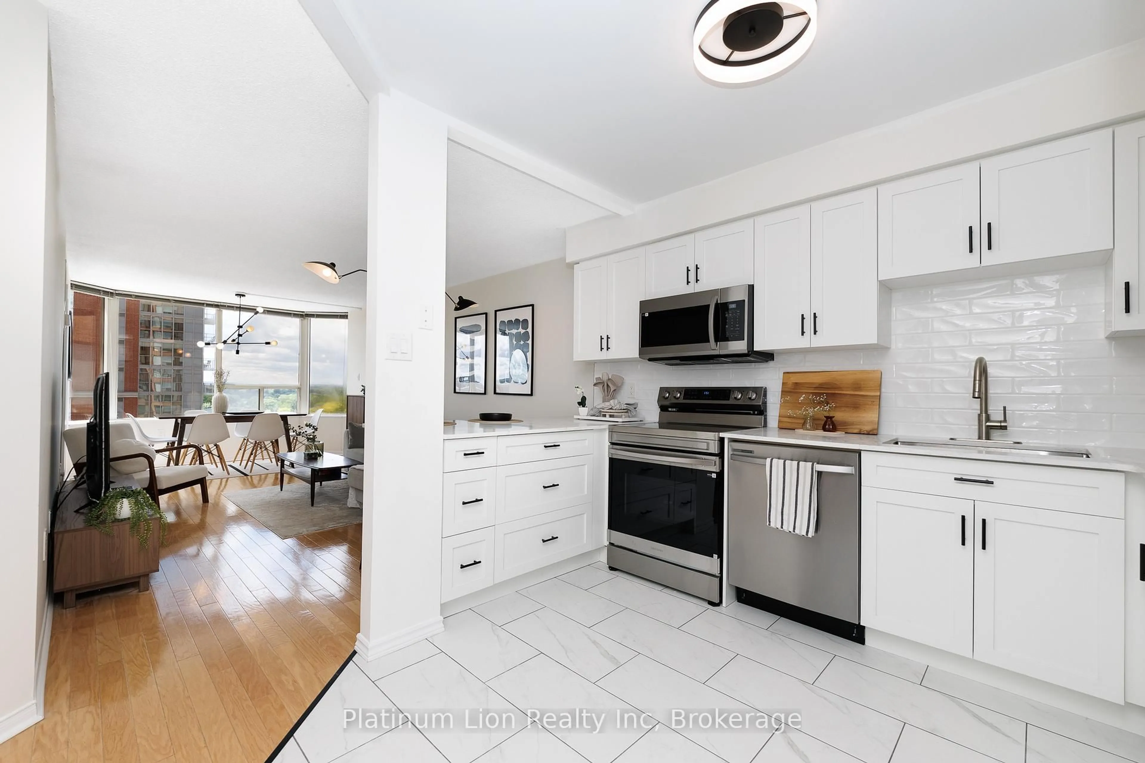 Open concept kitchen, ceramic/tile floor for 1270 Maple Crossing Blvd #1004, Burlington Ontario L7S 2J3
