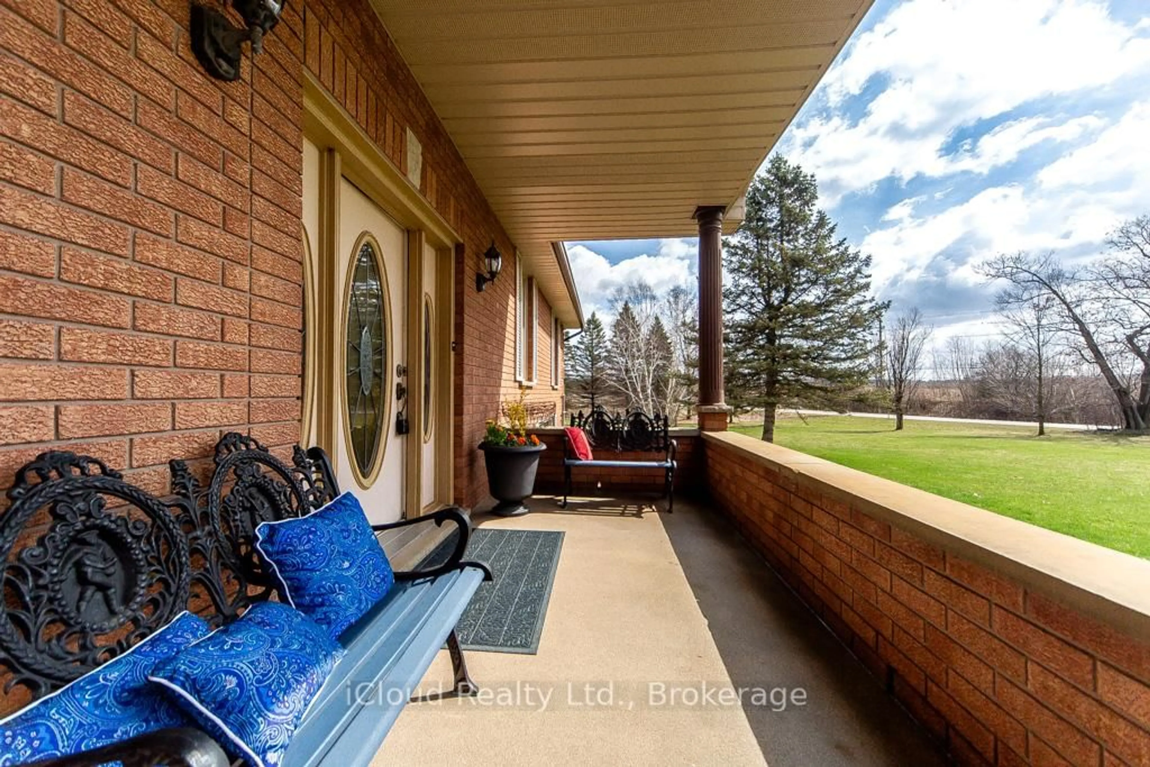 Patio, unknown for 4101 Campbellville Rd, Milton Ontario L0P 1B0