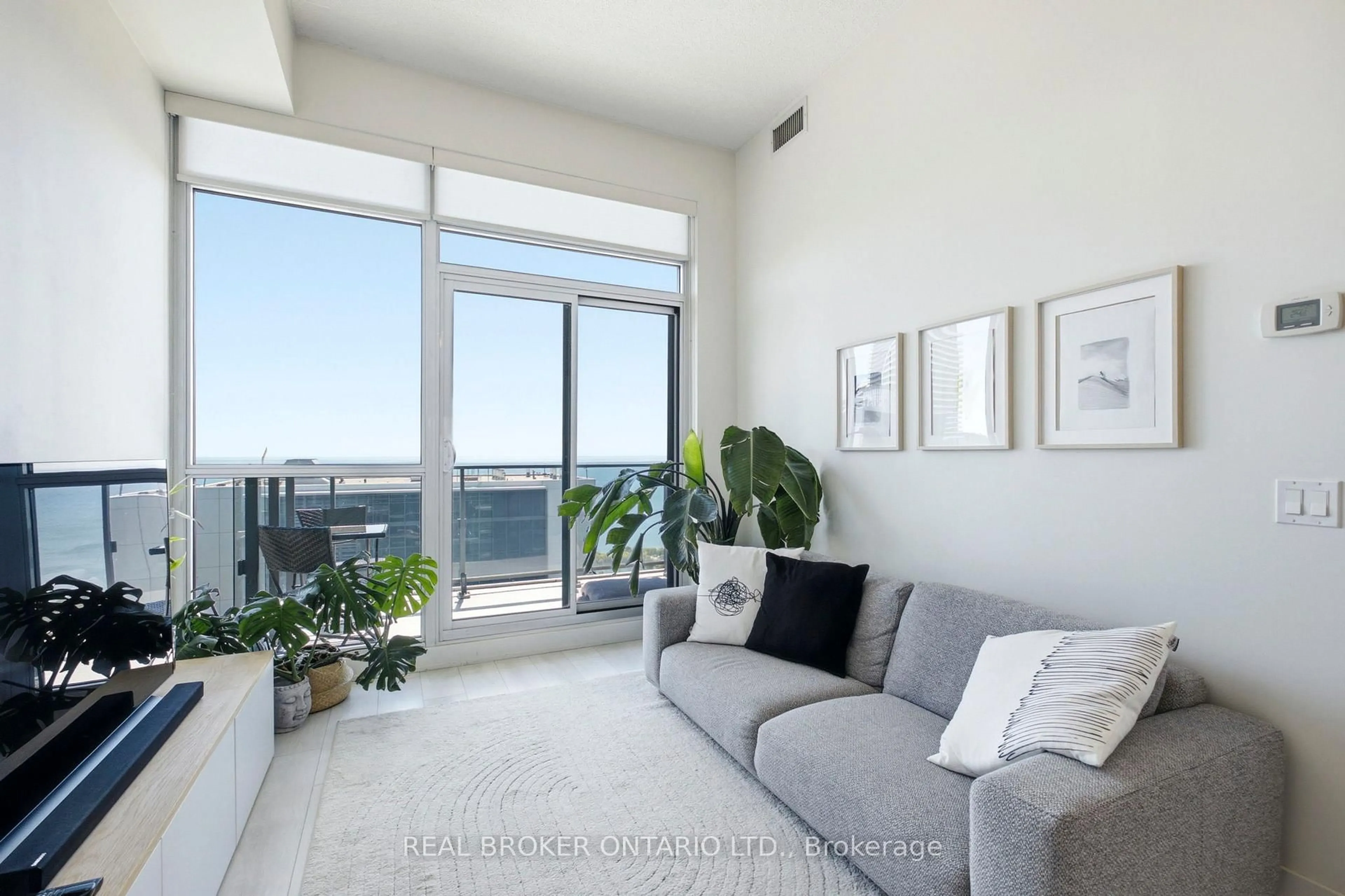 Living room with furniture, unknown for 2220 Lake Shore Blvd #UPH07, Toronto Ontario M8V 0C1