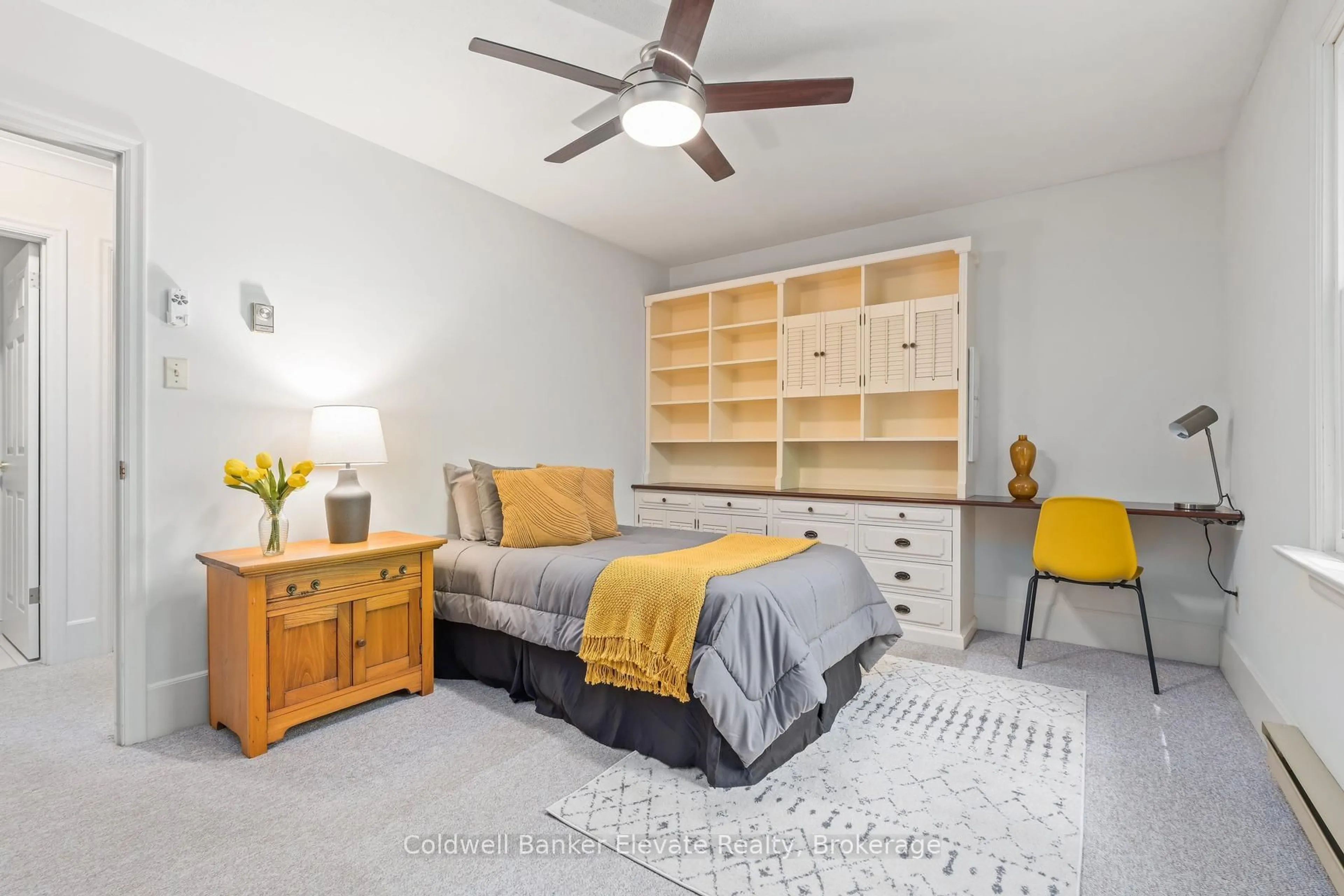 Bedroom with bed, unknown for 9761 Eighth Line, Halton Hills Ontario L7G 4S5