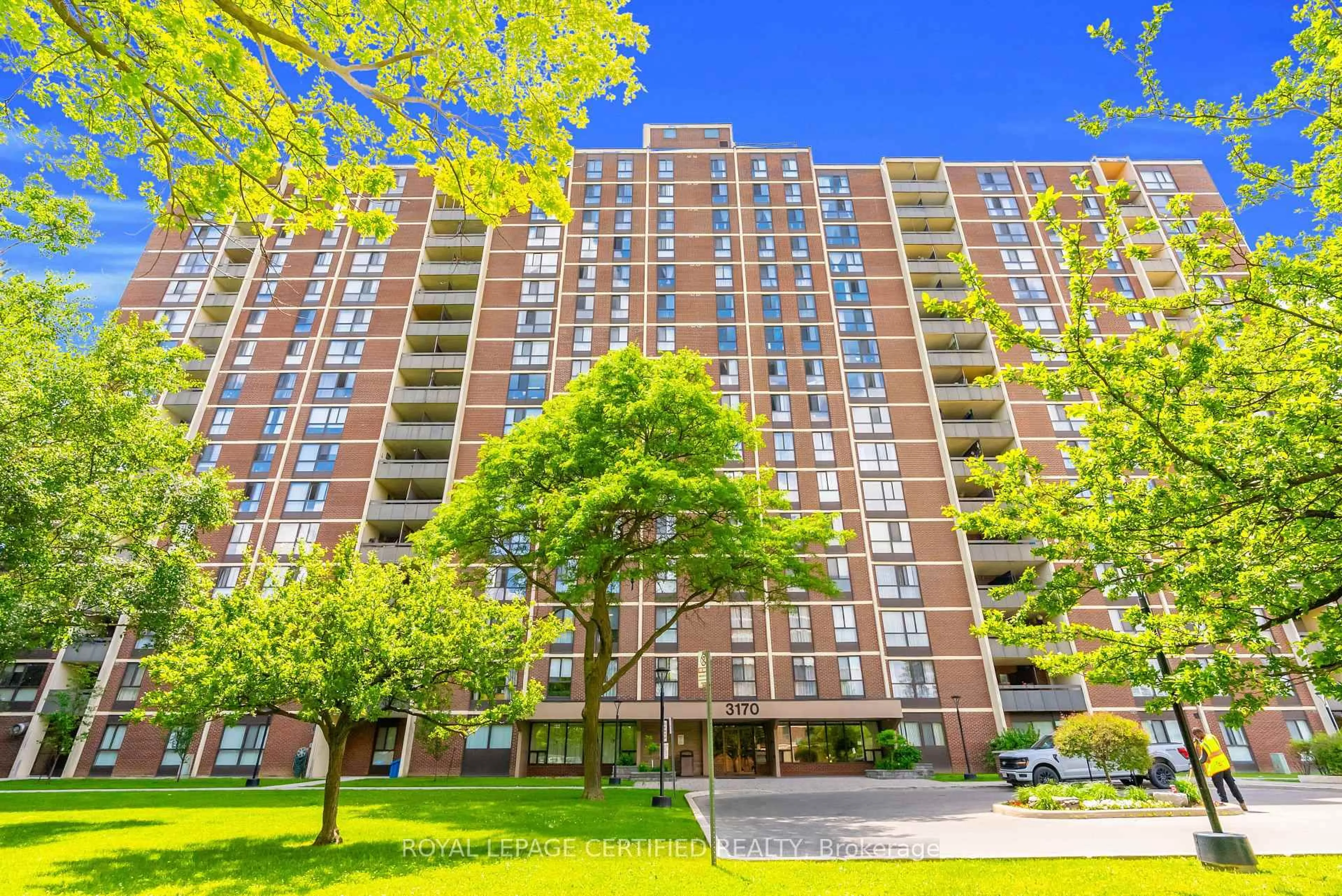 Unknown for 3170 Kirwin Ave #1402, Mississauga Ontario L5A 3R1