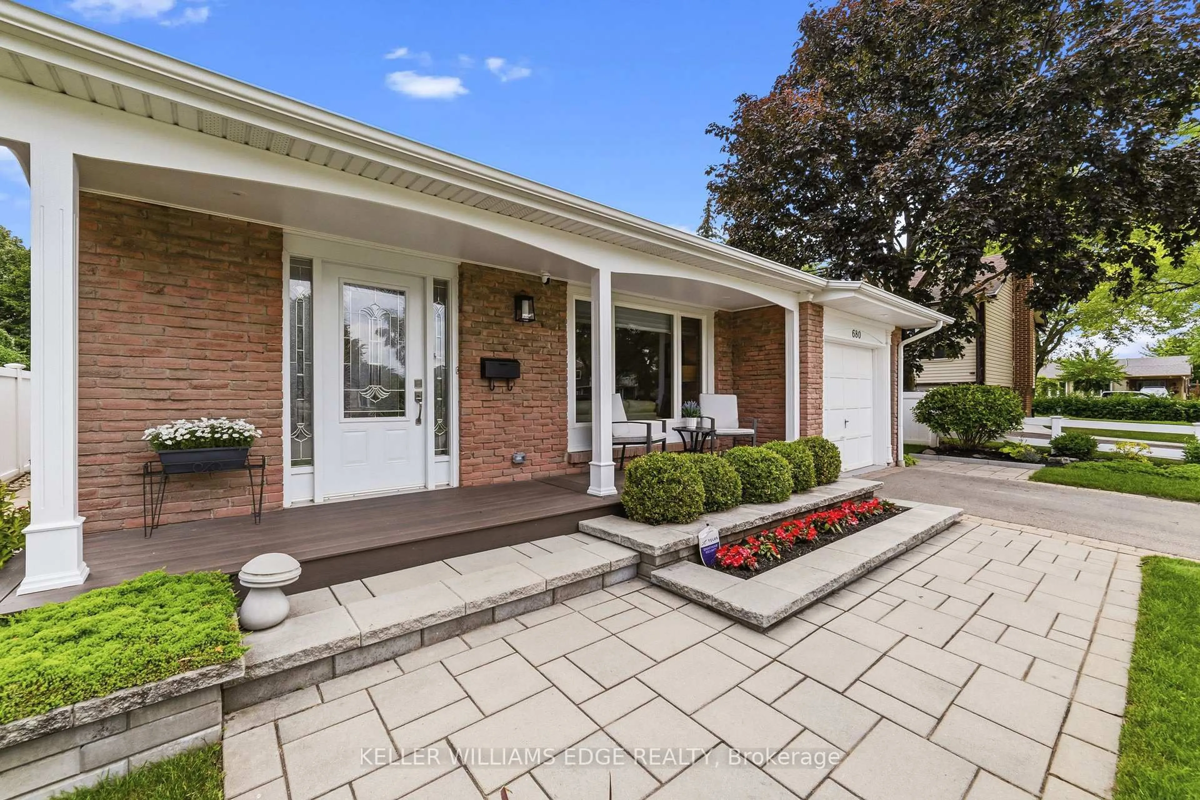 Home with brick exterior material, street for 680 Lomond Cres, Burlington Ontario L7L 2P1