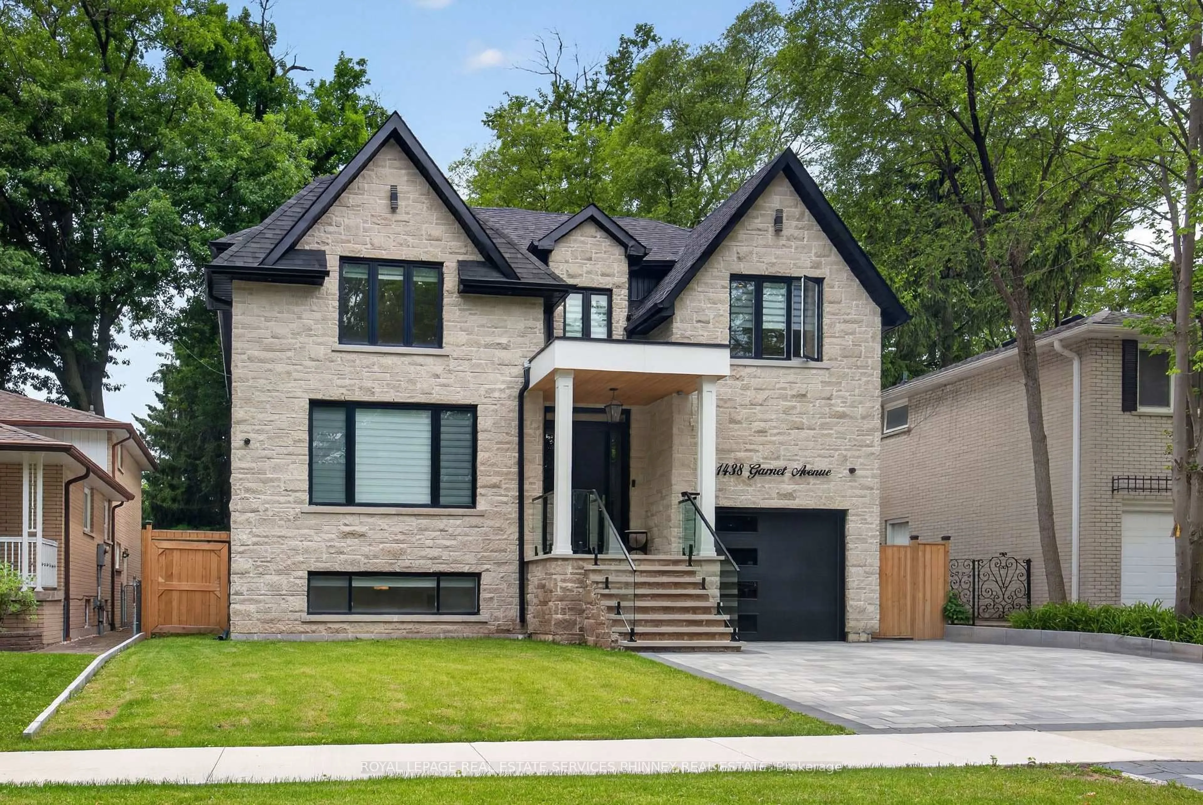Home with brick exterior material, street for 1438 Garnet Ave, Mississauga Ontario L5G 4C6