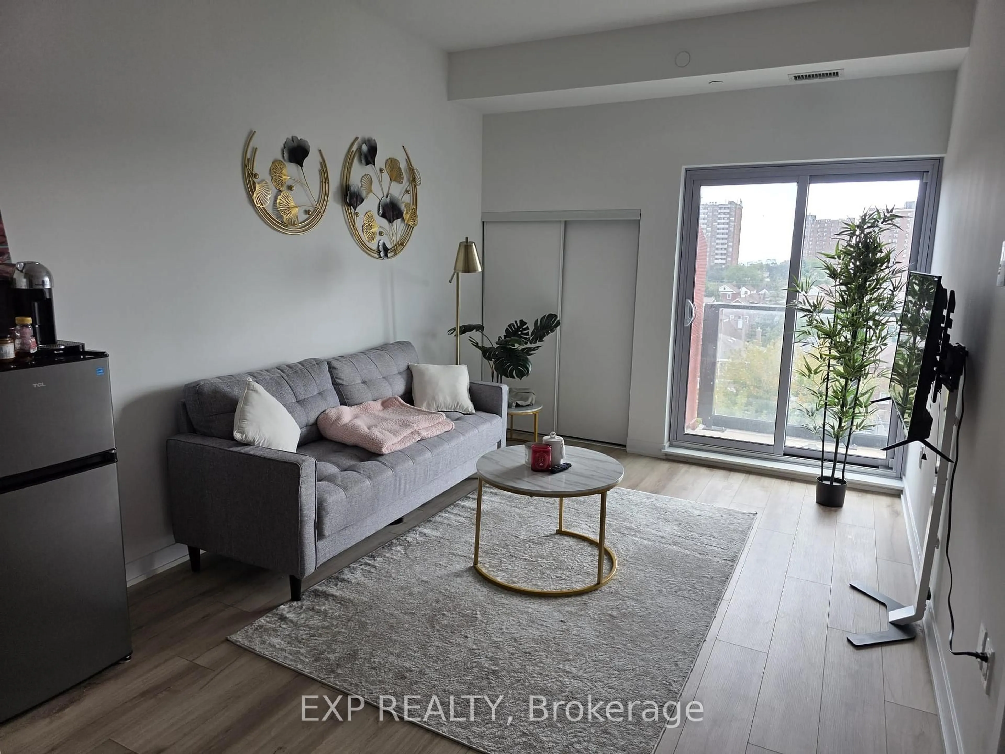 Living room with furniture, unknown for 2433 Dufferin St #703, Toronto Ontario M6E 0B4