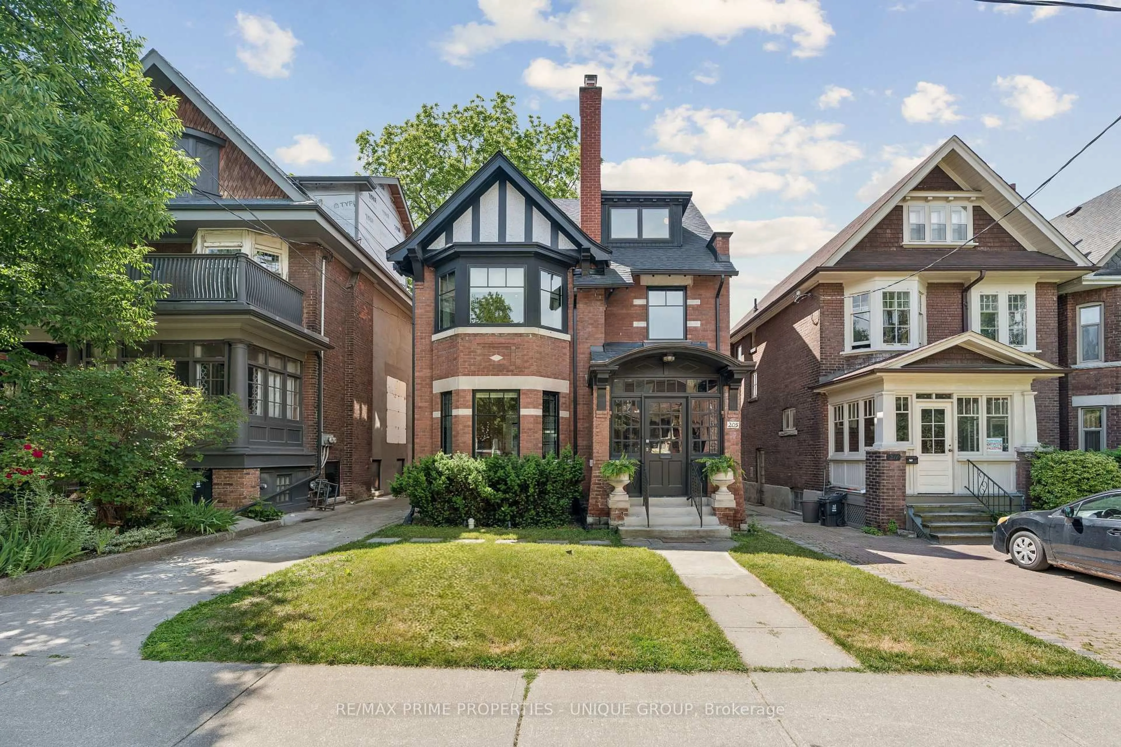 Home with brick exterior material, street for 205 Geoffrey St, Toronto Ontario M6R 1P9