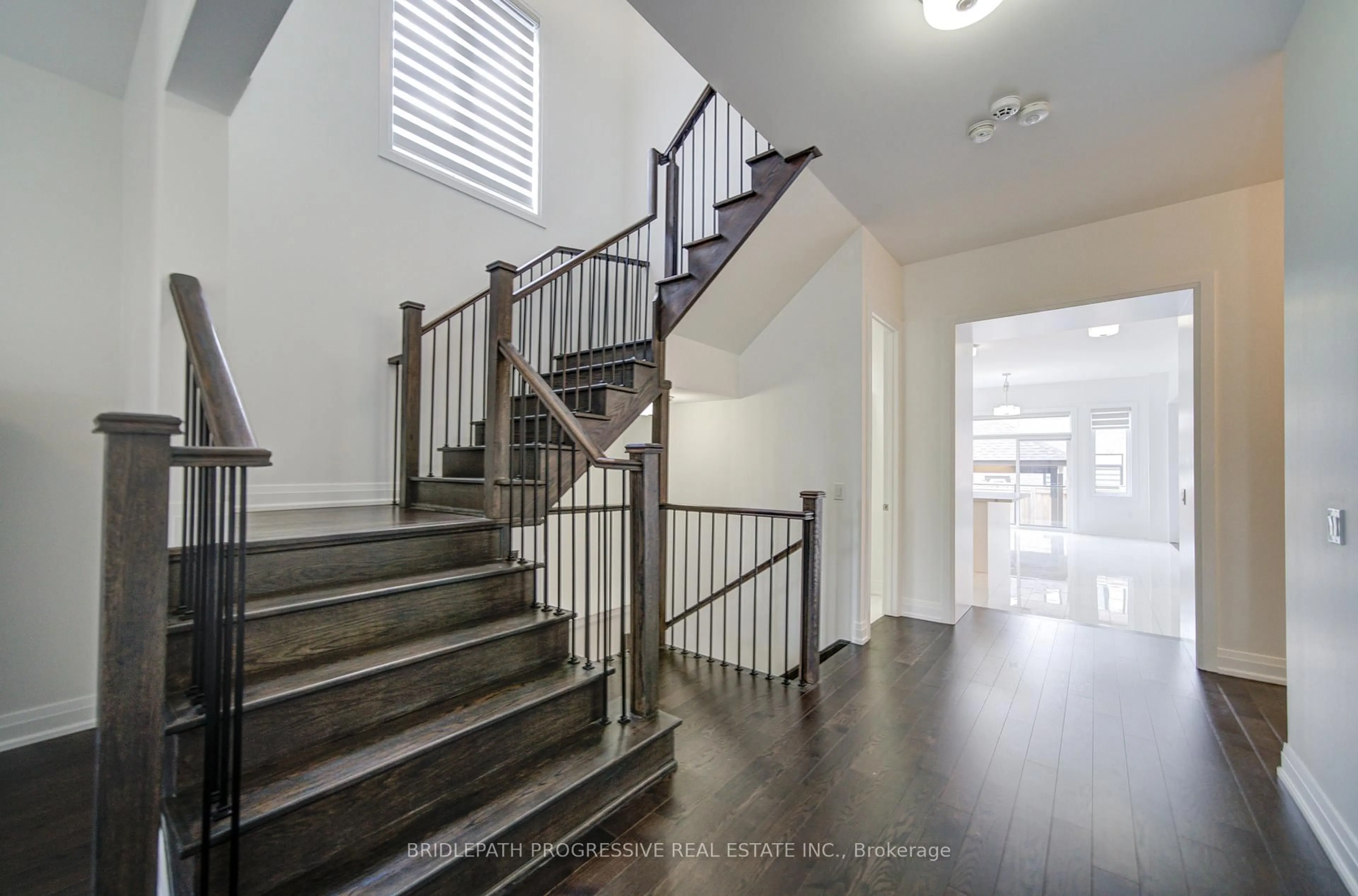 Unknown for 4042 Phoenix Way, Oakville Ontario L6H 3R1