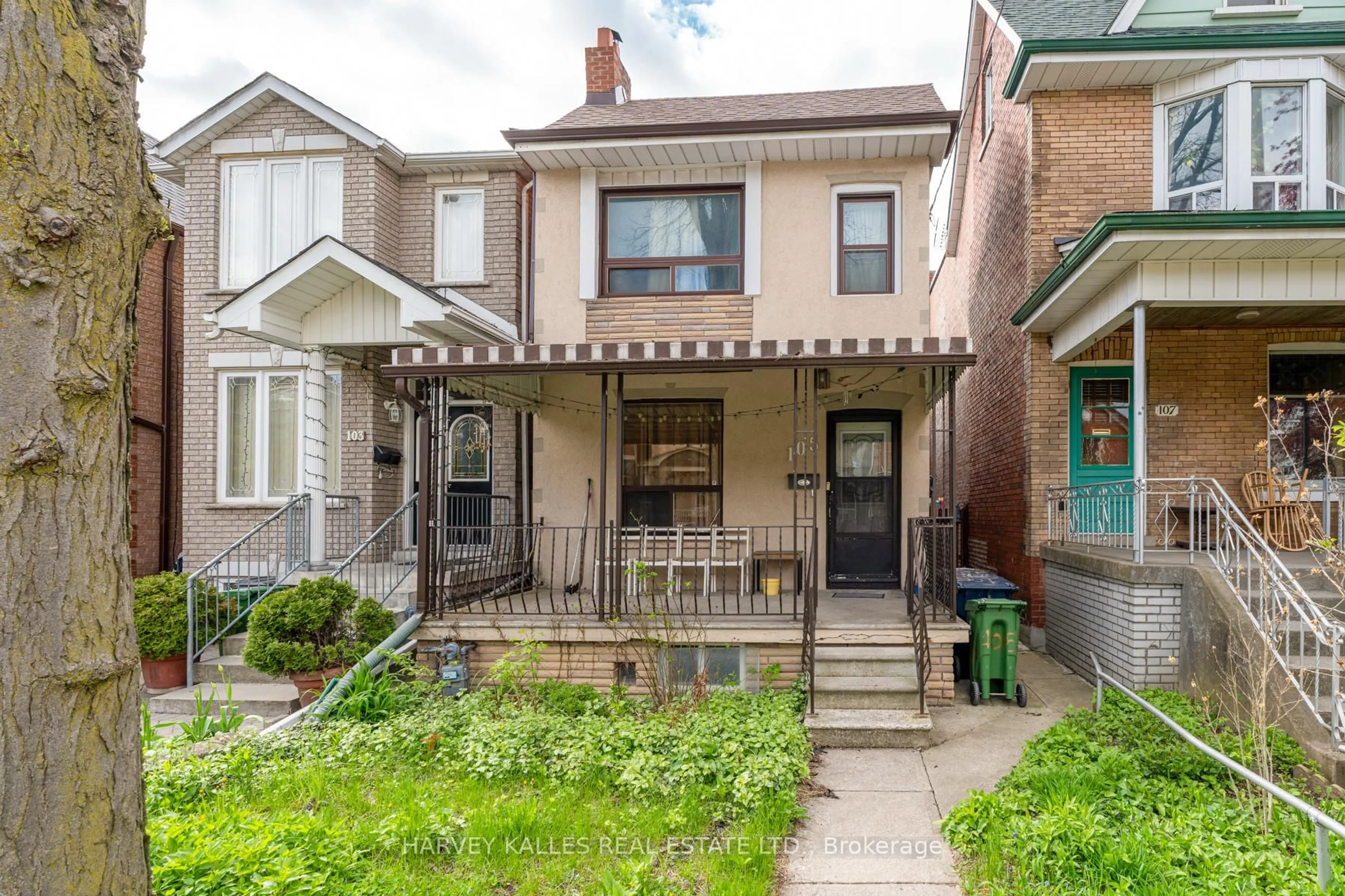 Home with brick exterior material, street for 105 Melville Ave, Toronto Ontario M6G 1Y3