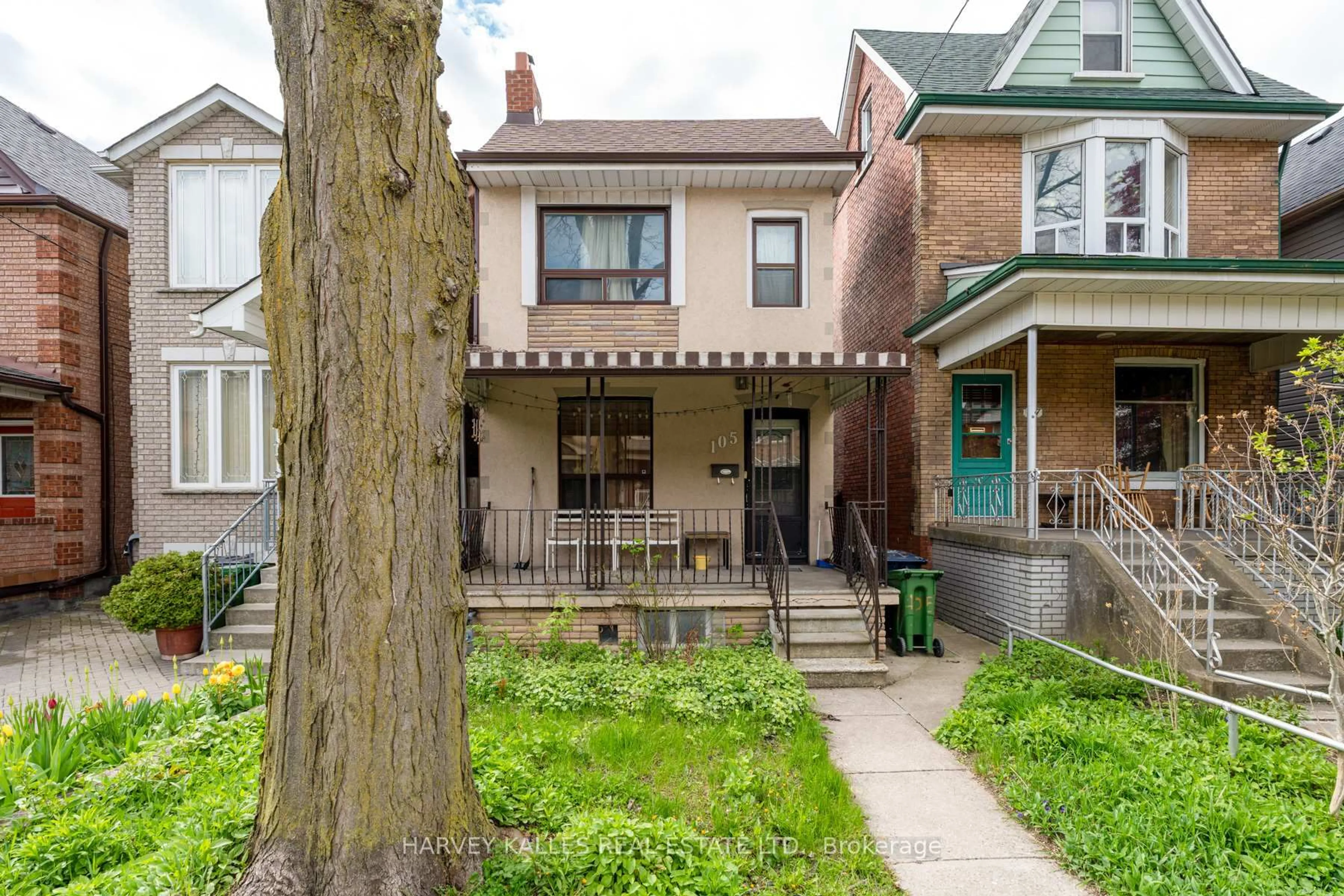 Home with brick exterior material, street for 105 Melville Ave, Toronto Ontario M6G 1Y3