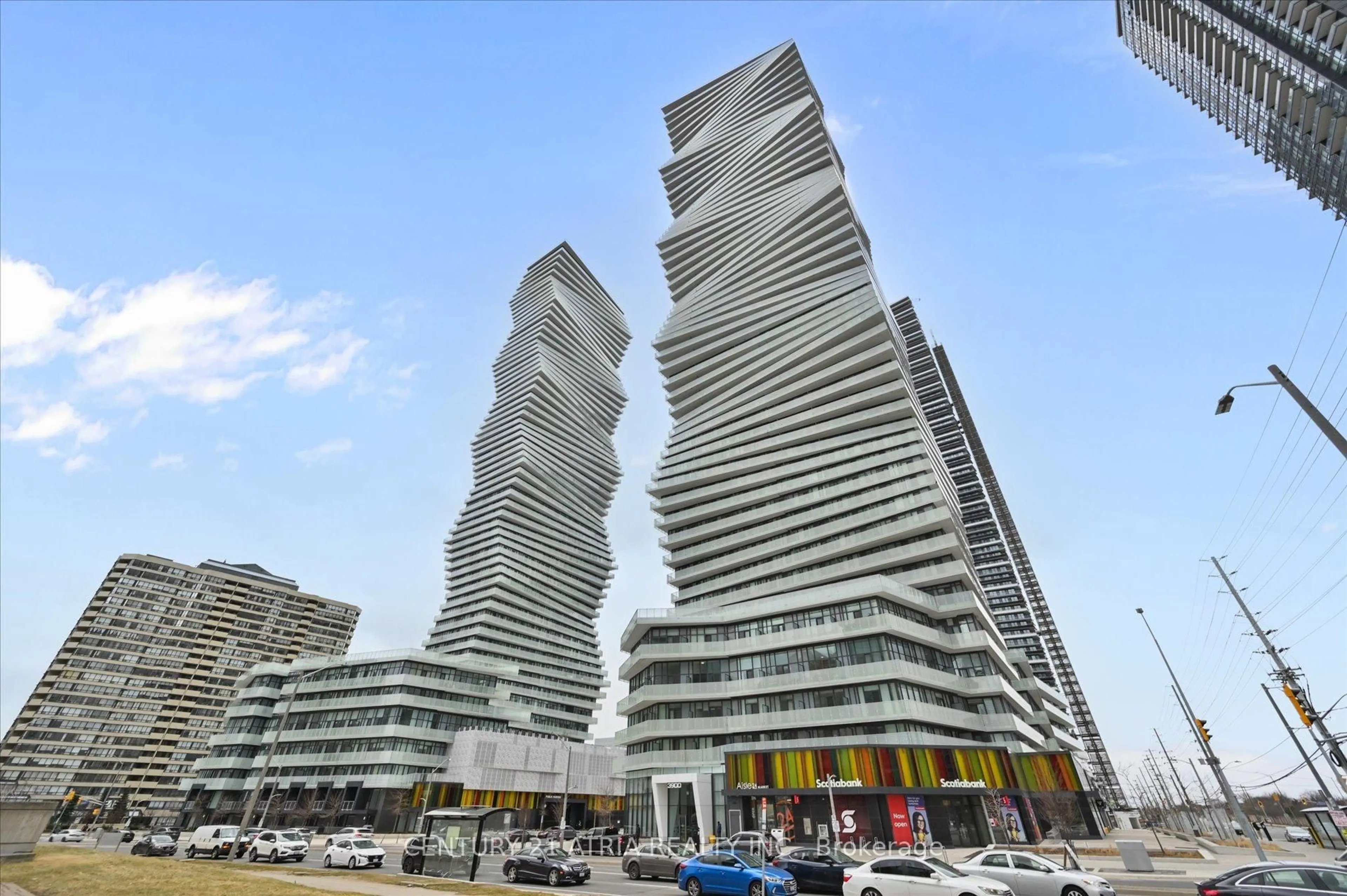 Indoor foyer for 3900 Confederation Pkwy #1609, Mississauga Ontario L5B 0M3