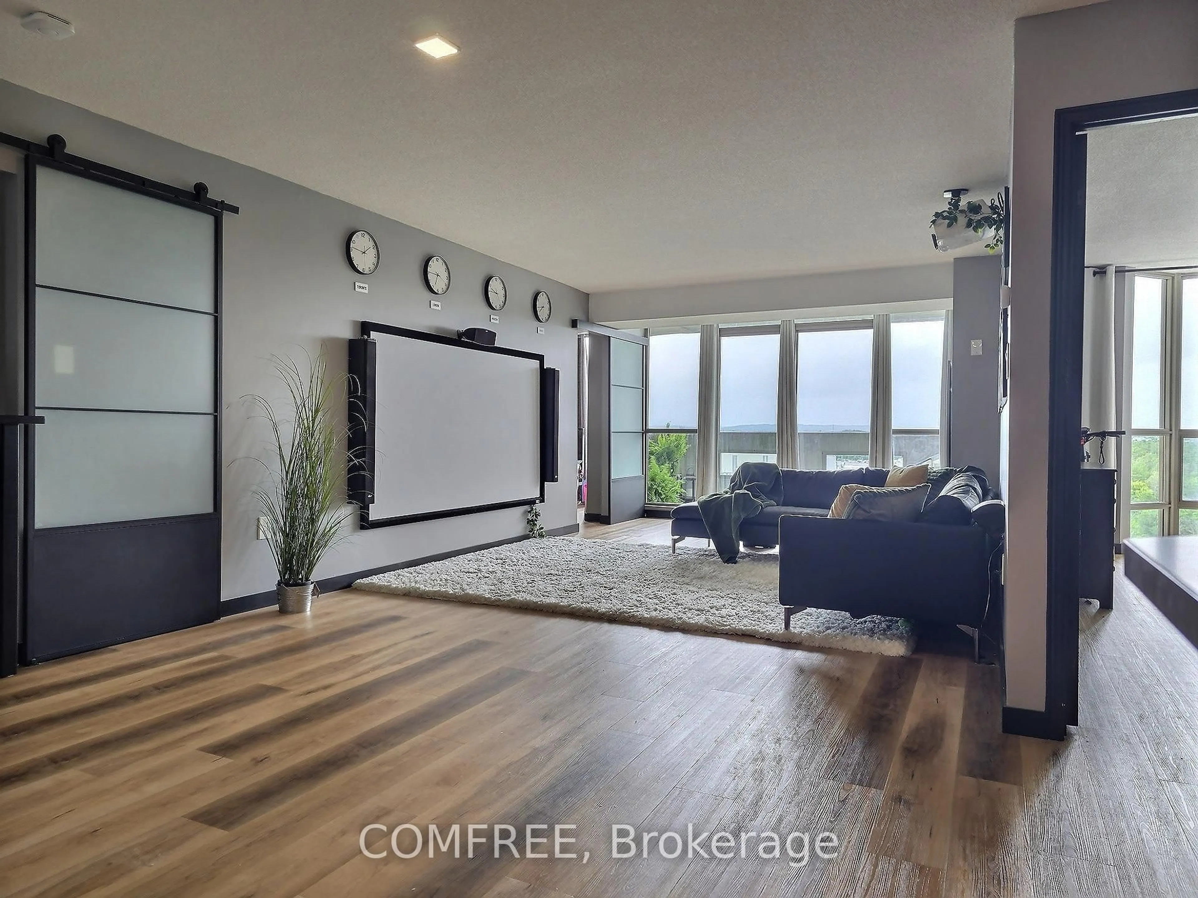 Living room with furniture, unknown for 20 McFarlane Dr #1102, Halton Hills Ontario L7G 5J8