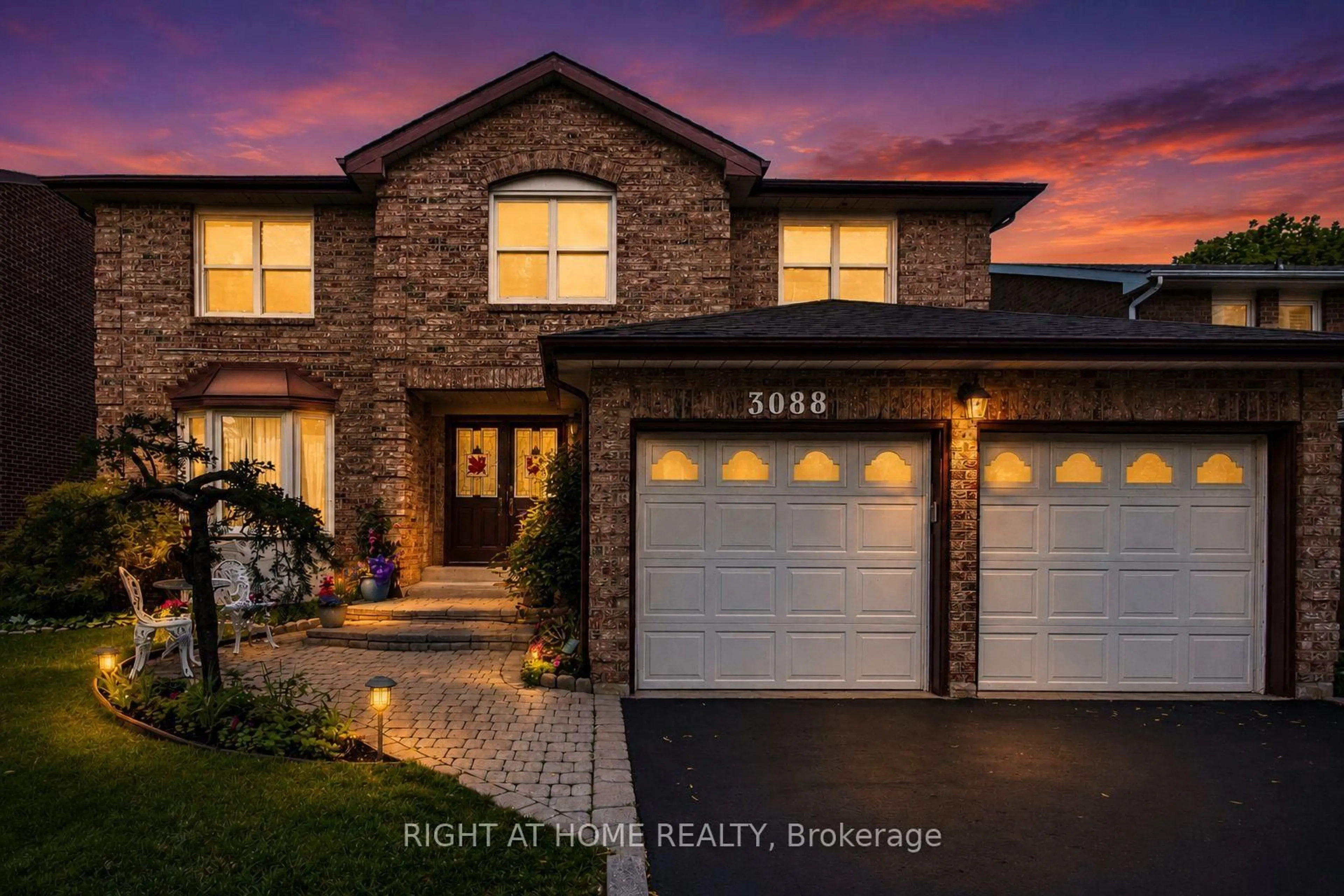 Home with brick exterior material, street for 3088 Spring Creek Cres, Mississauga Ontario L5N 4R7
