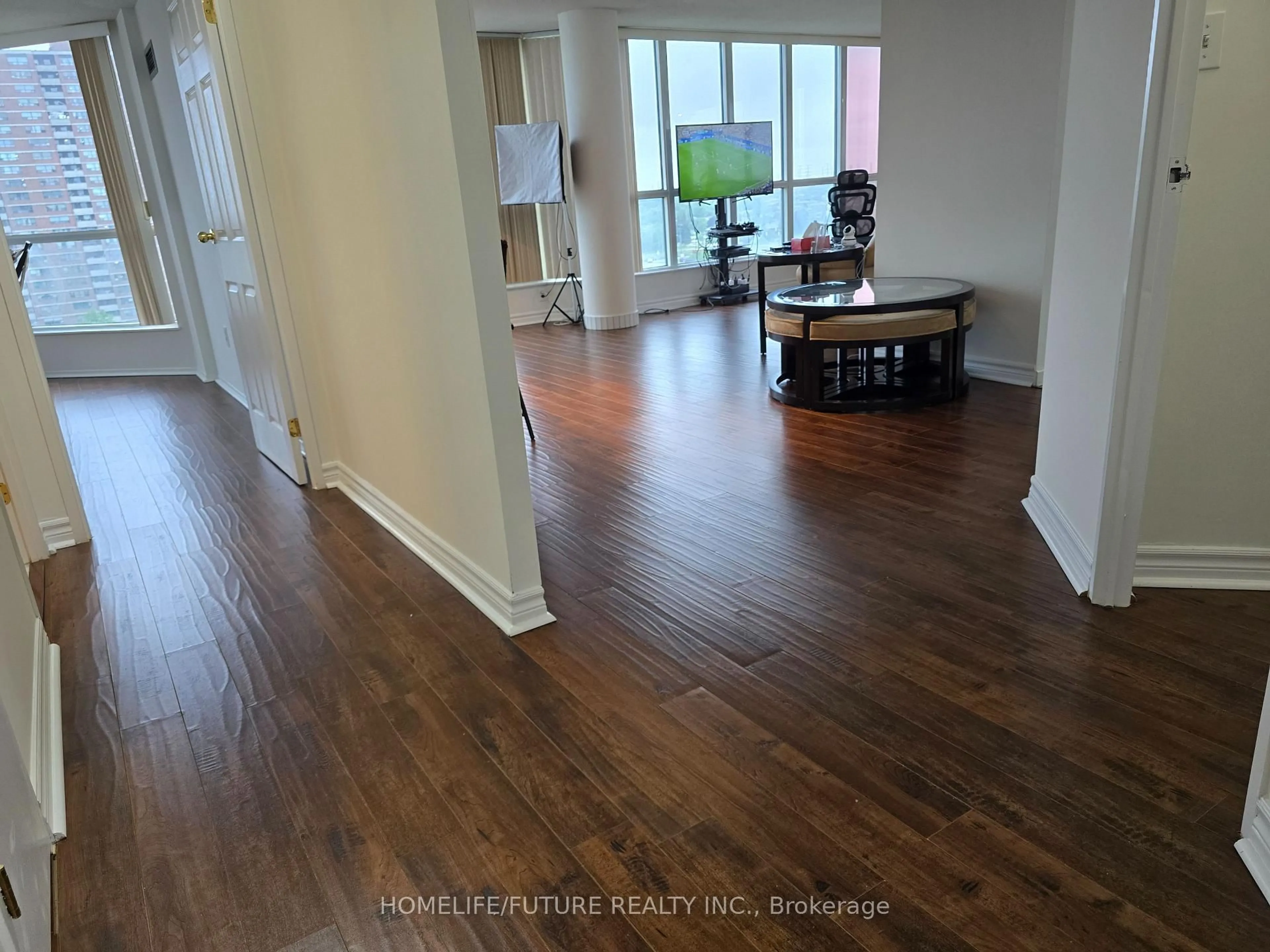 Unknown for 5 Rowntree Rd #1117, Toronto Ontario M9V 5G9