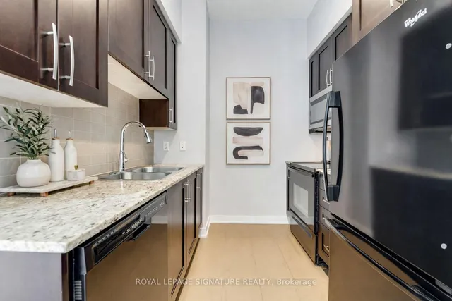 4070 Confederation Pkwy #311, Mississauga 3