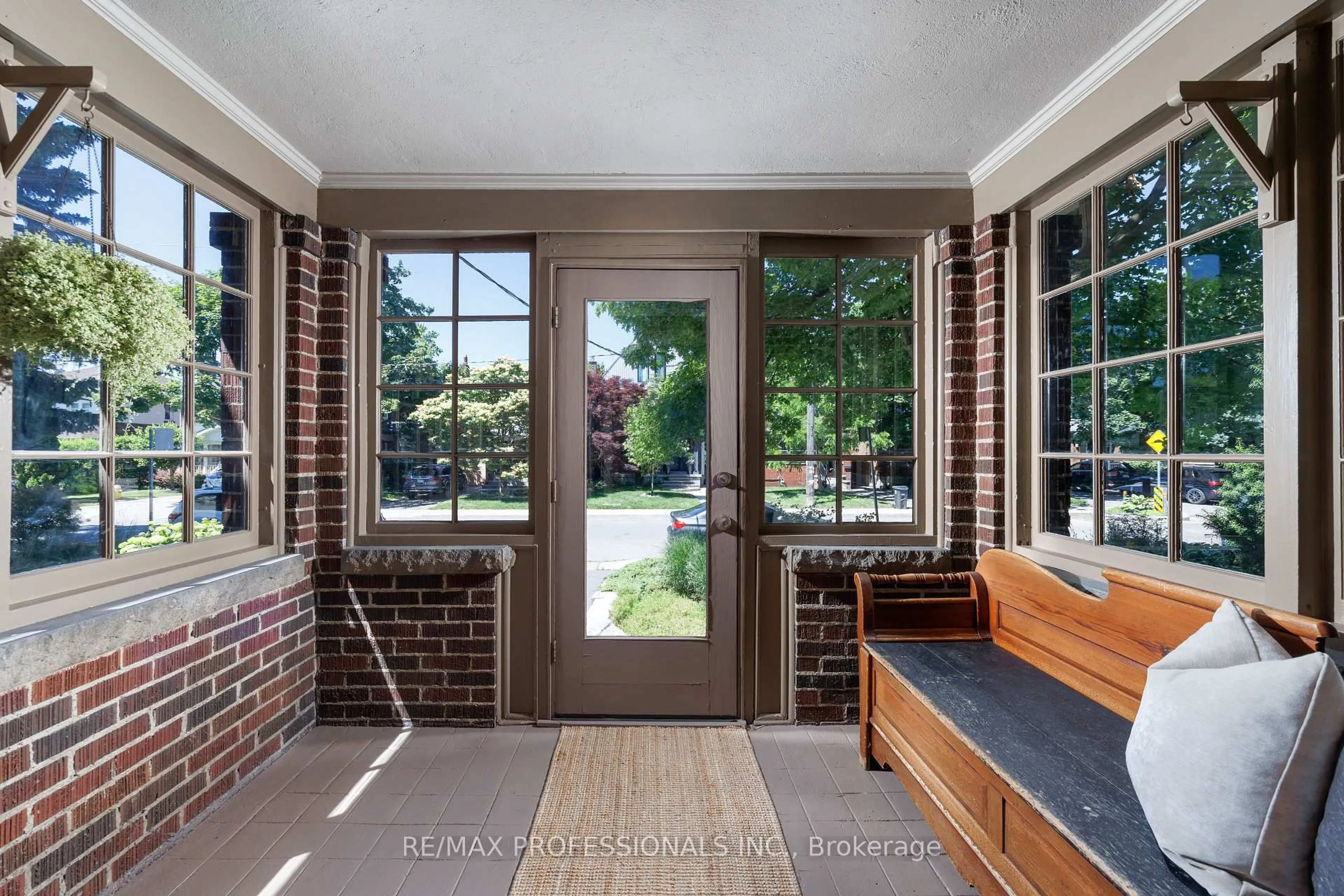 Indoor entryway for 217 Humbercrest Blvd, Toronto Ontario M6S 4L5