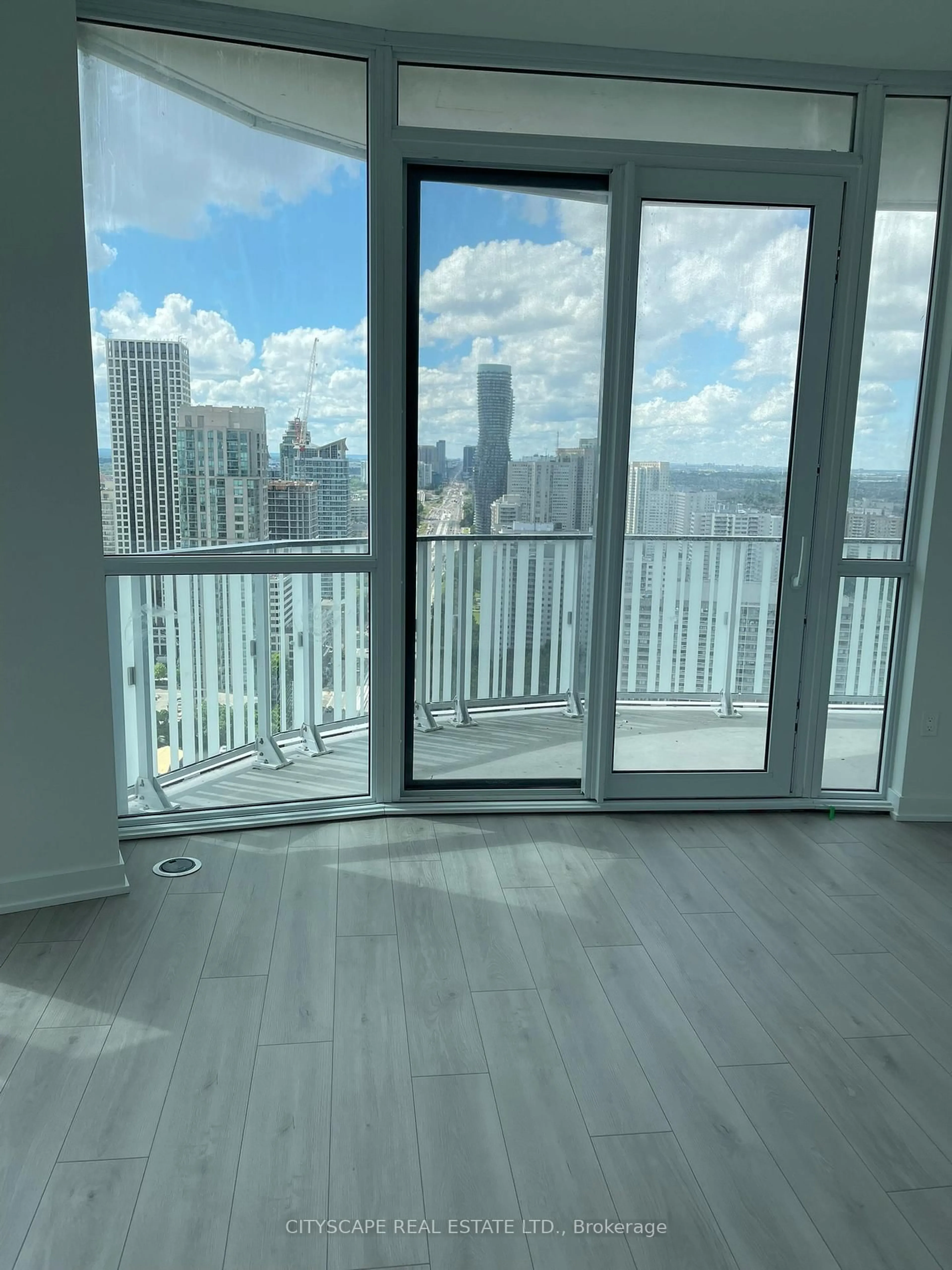 A pic of a room for 1 Fairview Rd, Mississauga Ontario L5A 0B4