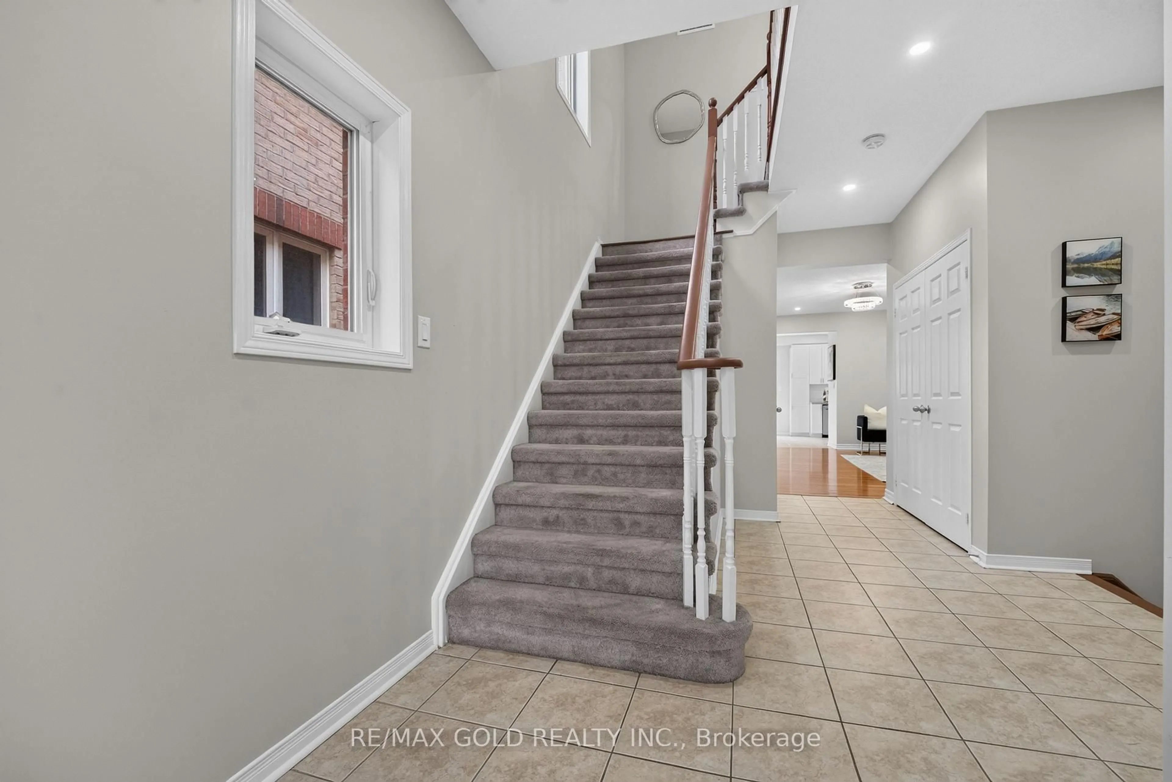 Unknown for 106 Meadowlark Dr, Halton Hills Ontario L7G 6N6