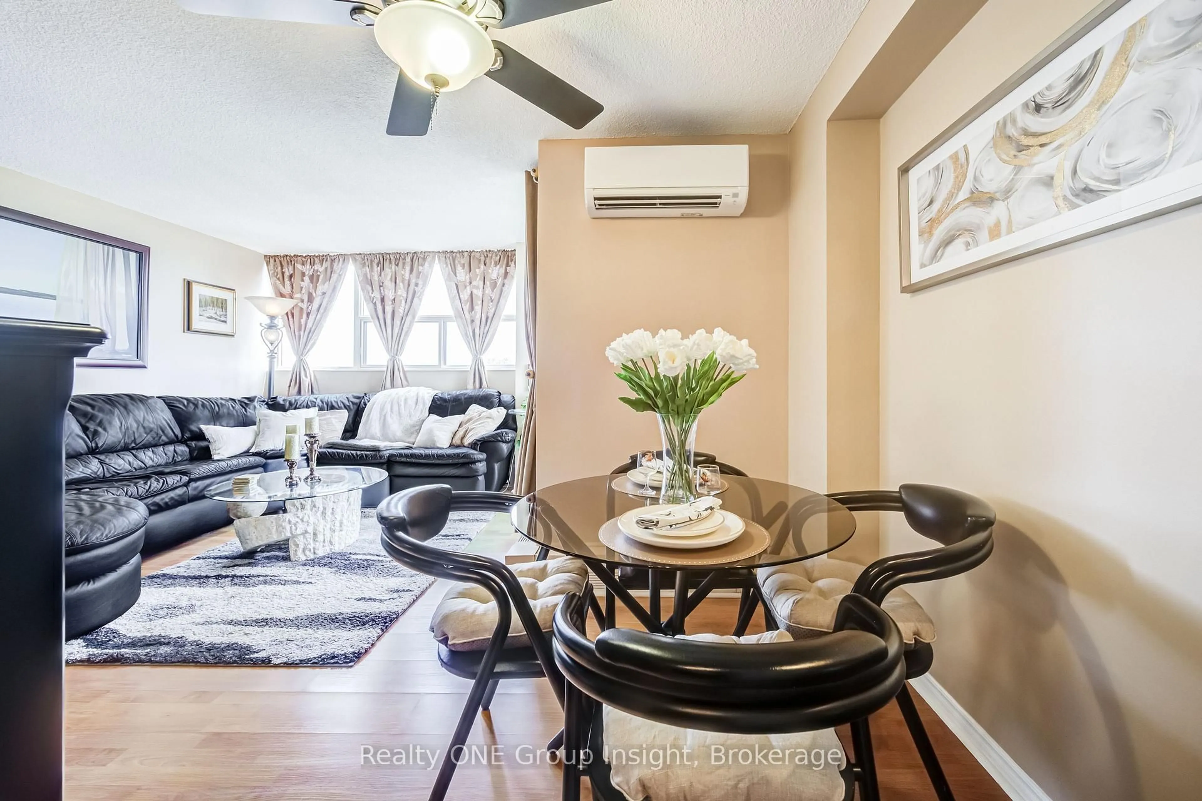 Dining room, wood/laminate floor for 2900 Battleford Rd #516, Mississauga Ontario L5N 2V9