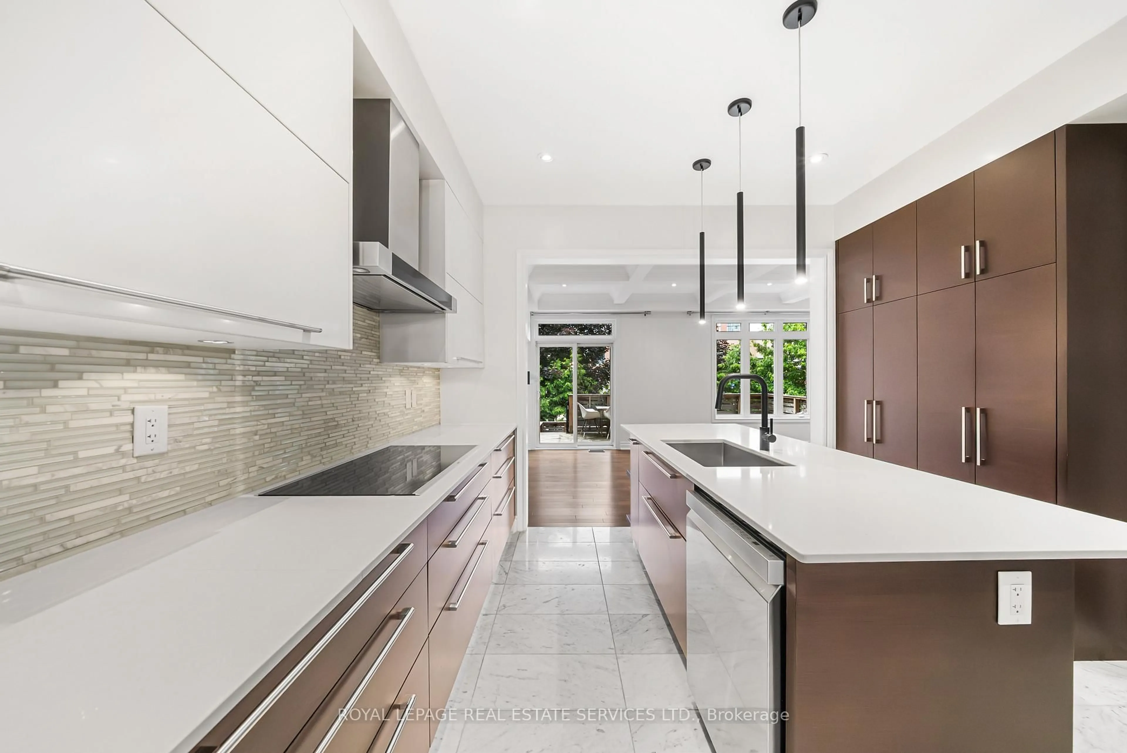 Contemporary kitchen, ceramic/tile floor for 2083 Grange Dr, Mississauga Ontario L5B 1P4