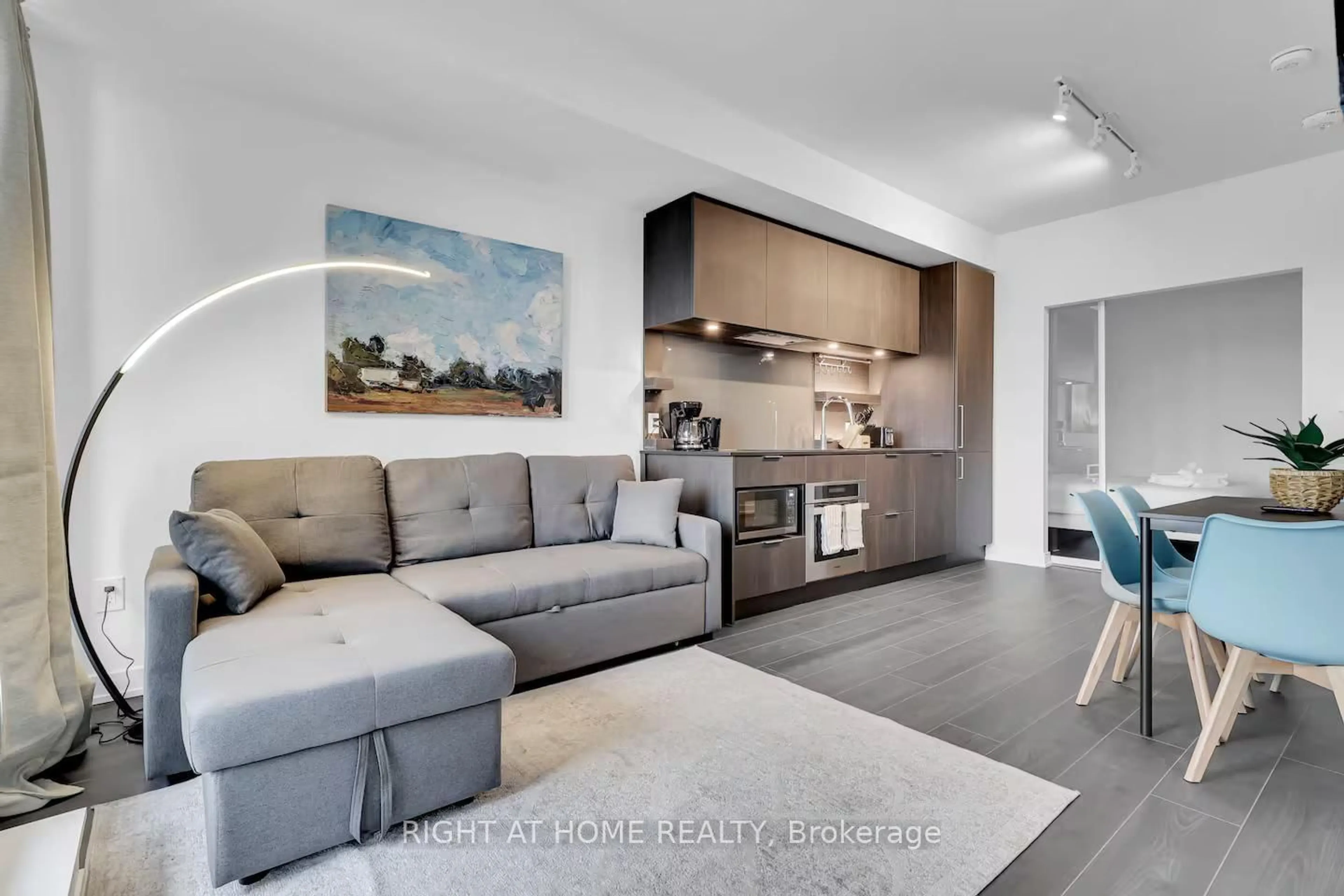 Living room with furniture, unknown for 28 Ann St #223, Mississauga Ontario L5G 0E1