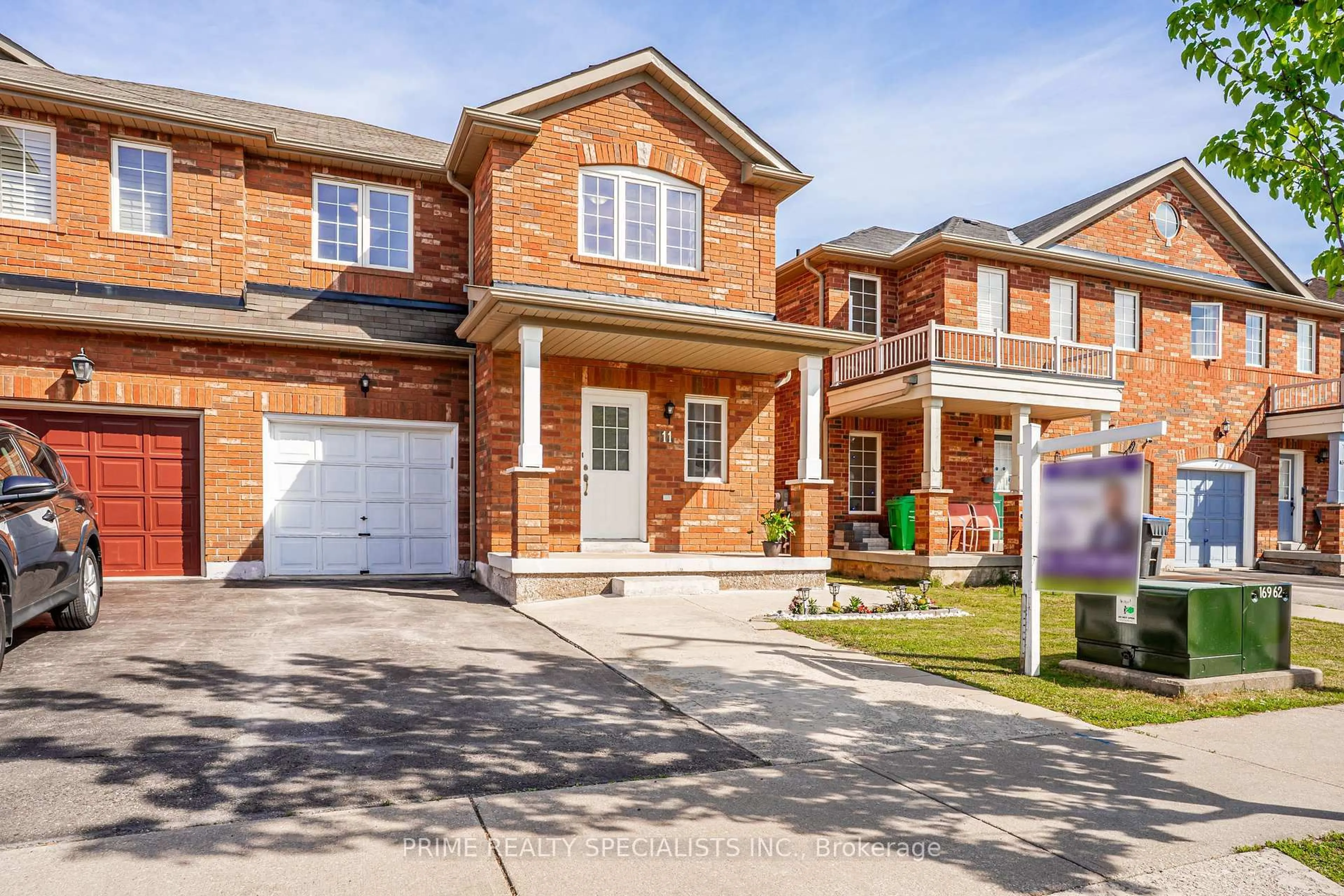 Home with brick exterior material, street for 11 Commodore Dr, Brampton Ontario L6X 0S5