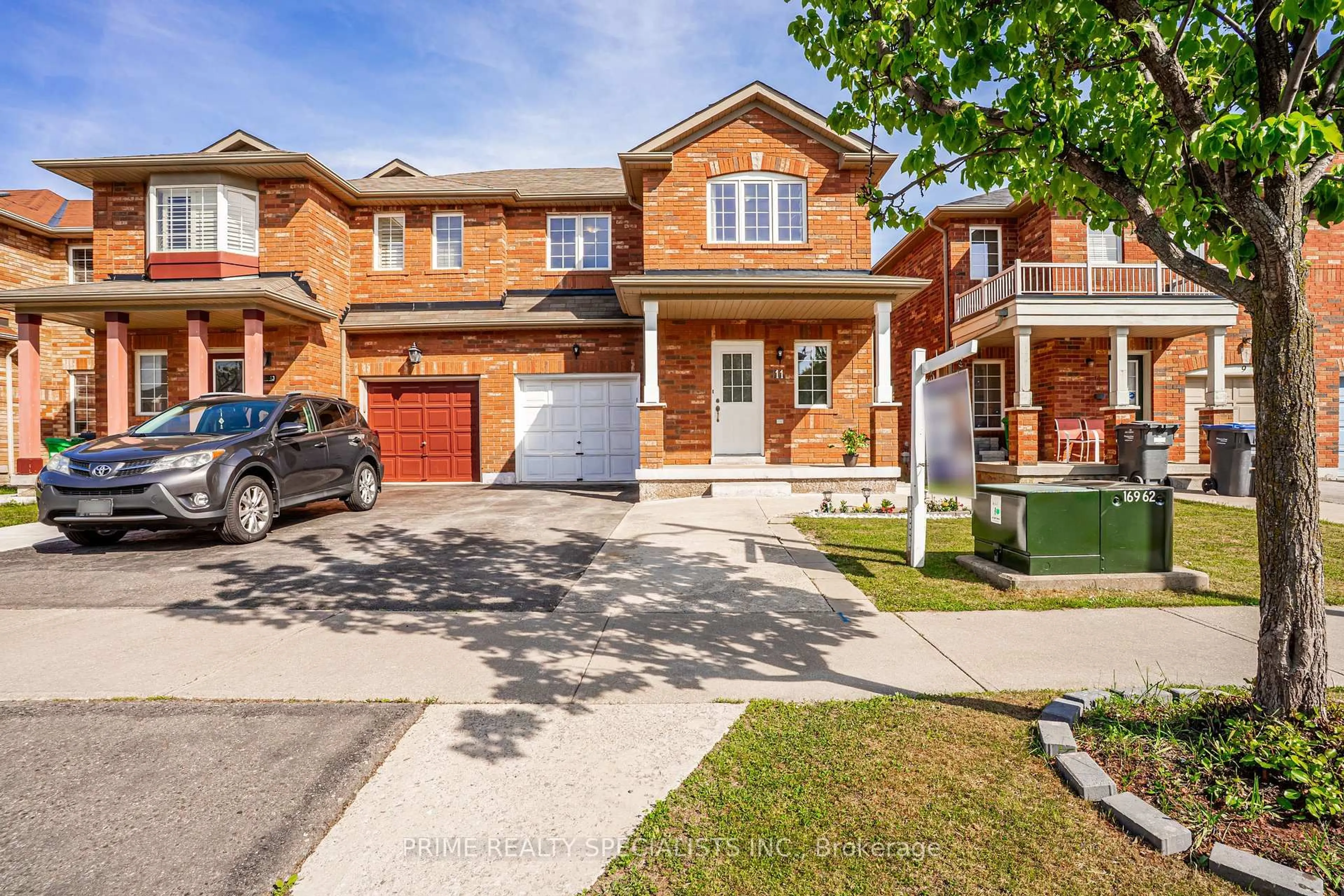 Home with brick exterior material, street for 11 Commodore Dr, Brampton Ontario L6X 0S5