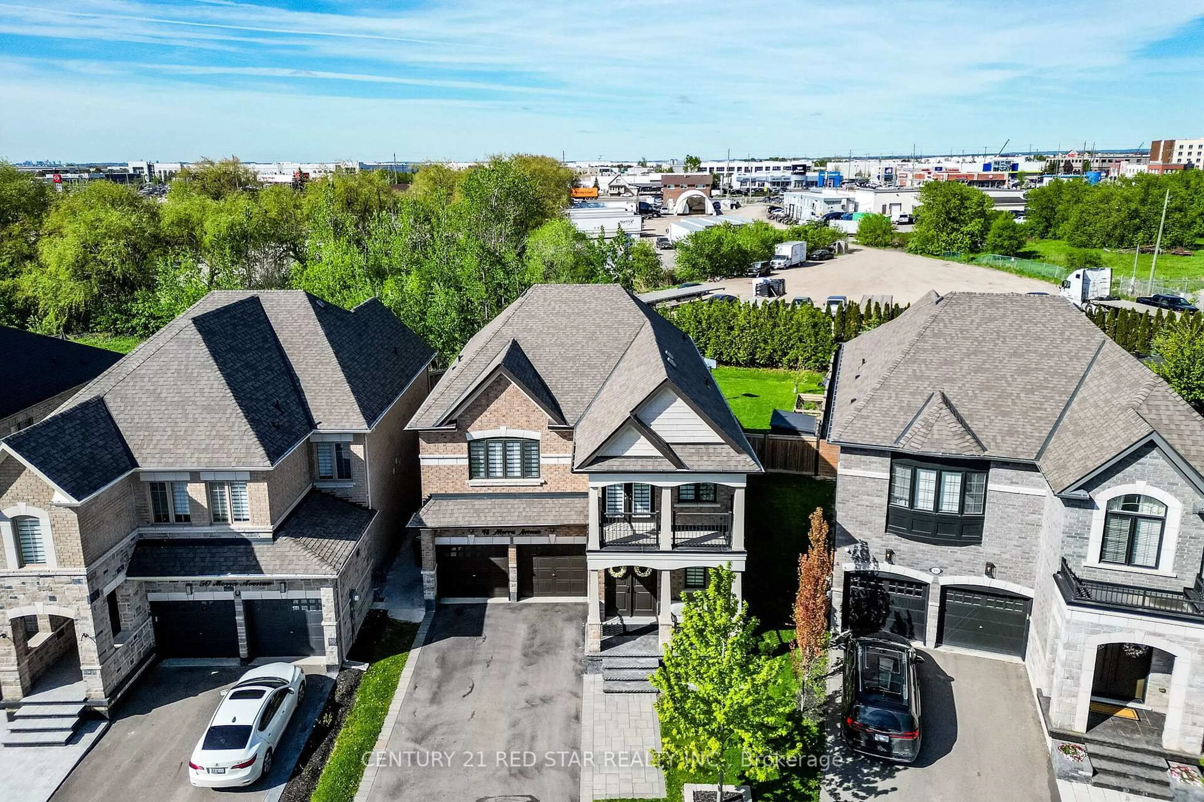 A pic from outside/outdoor area/front of a property/back of a property/a pic from drone, street for 48 Morra Ave, Caledon Ontario L7E 4K6
