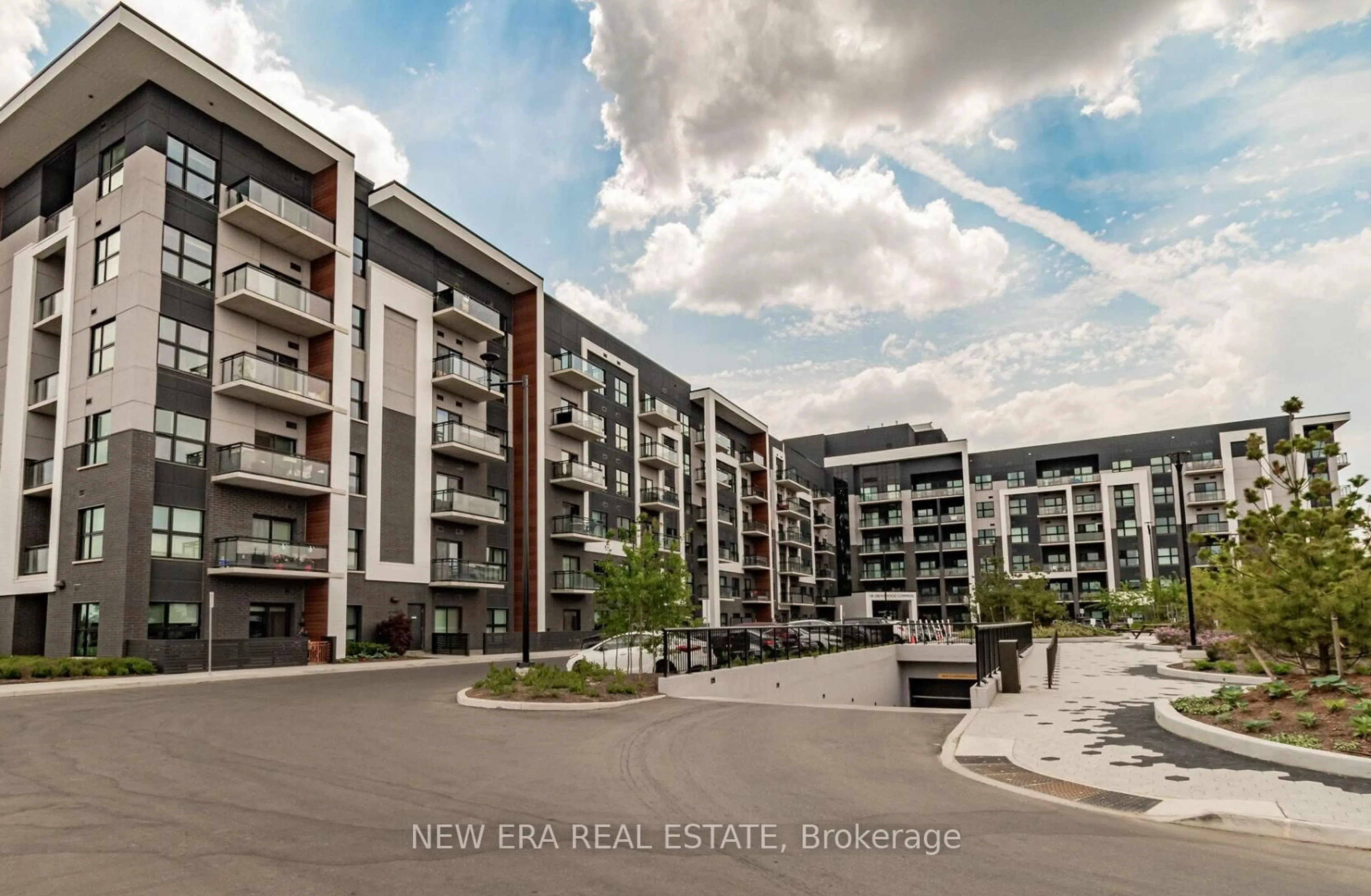 A pic from outside/outdoor area/front of a property/back of a property/a pic from drone, unknown for 128 Grovewood Common #229, Oakville Ontario L6H 0X3