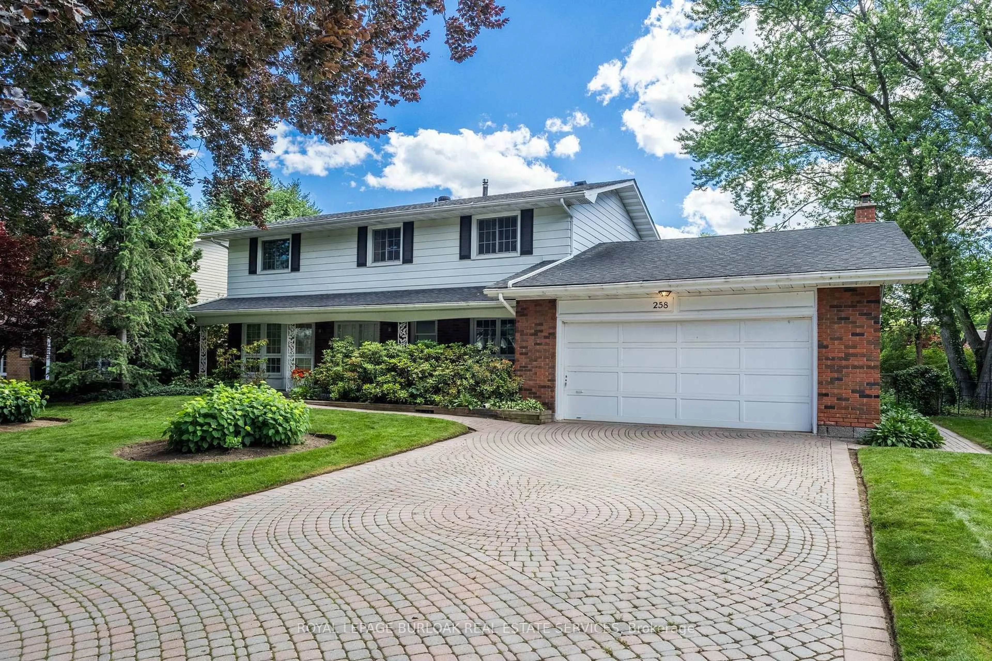 Home with brick exterior material, street for 258 Camelot Dr, Burlington Ontario L7L 2G1