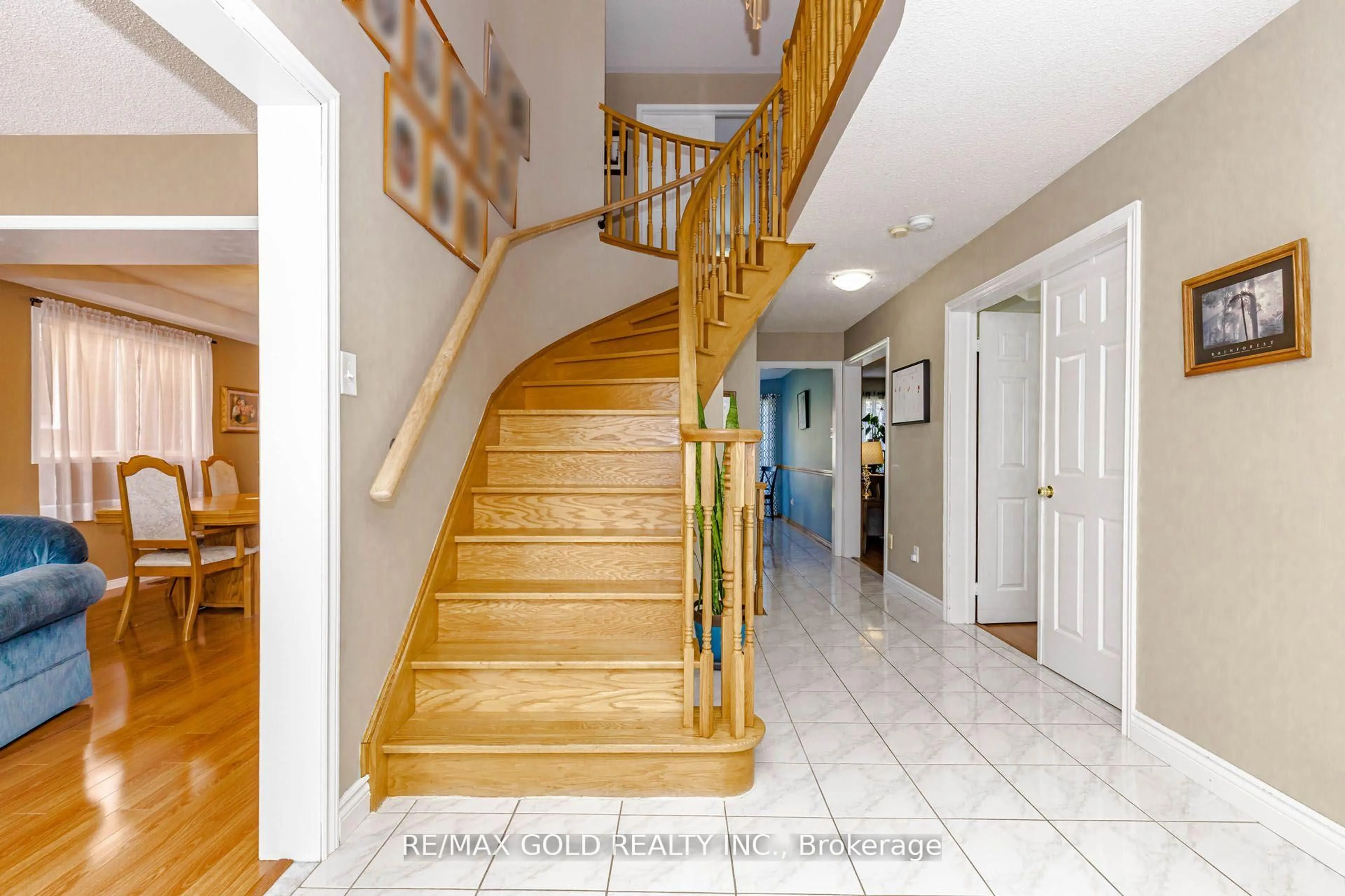 Unknown for 25 Adirondack Cres, Brampton Ontario L6R 1E5