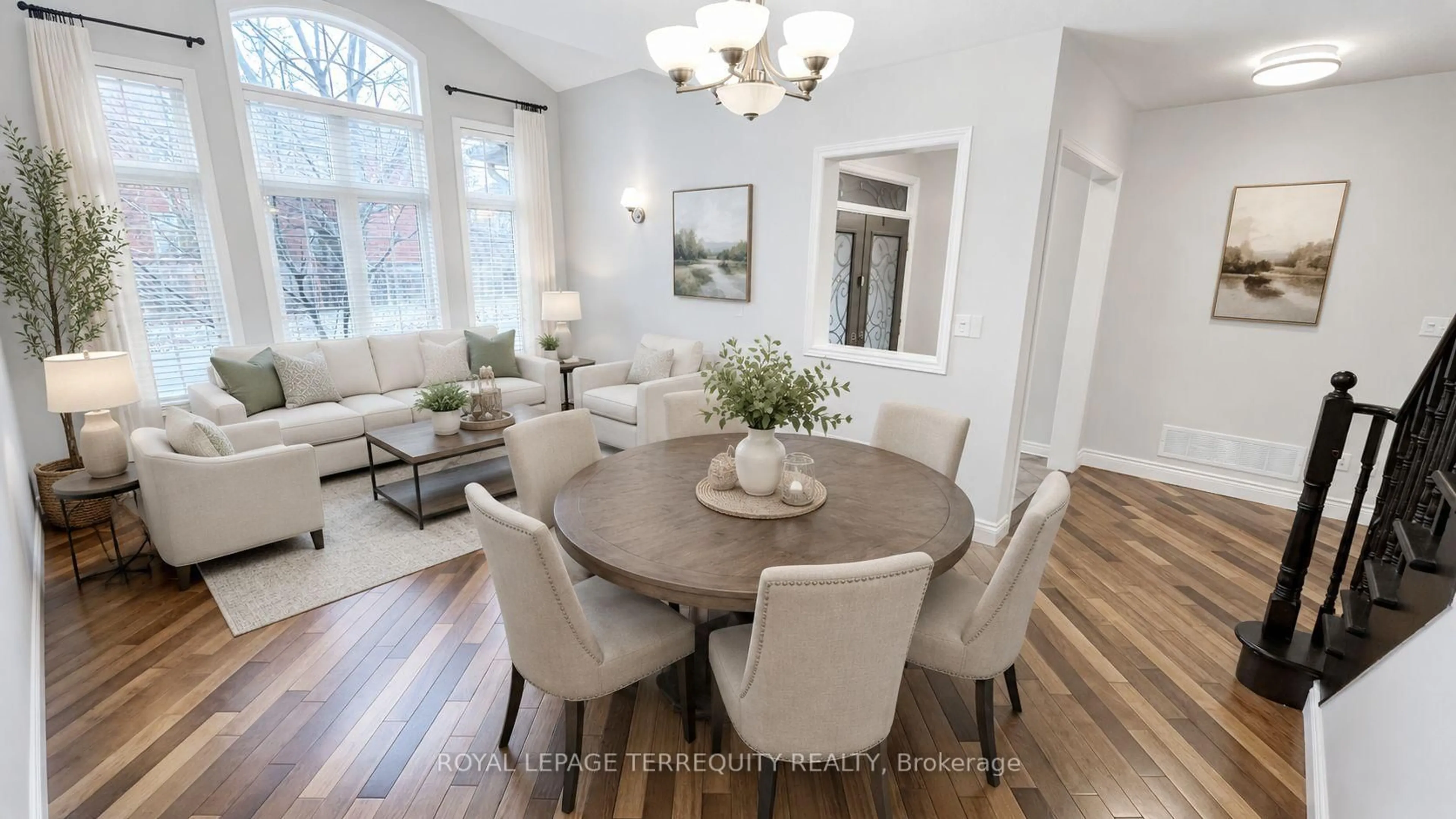 Dining room, wood/laminate floor for 2089 Blackforest Cres, Oakville Ontario L6M 4T5