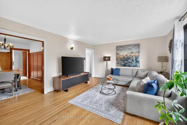 233 Rosemount Ave, Toronto 5