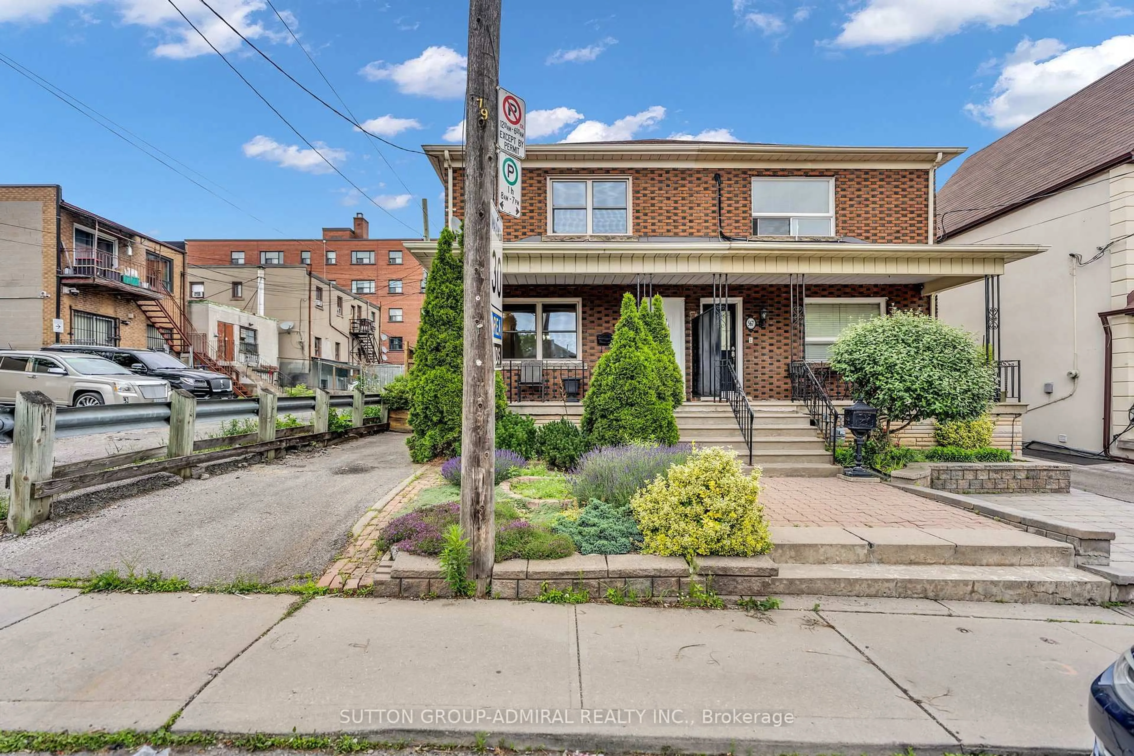 Home with brick exterior material, street for 569 Nairn Ave, Toronto Ontario L5N 4P6