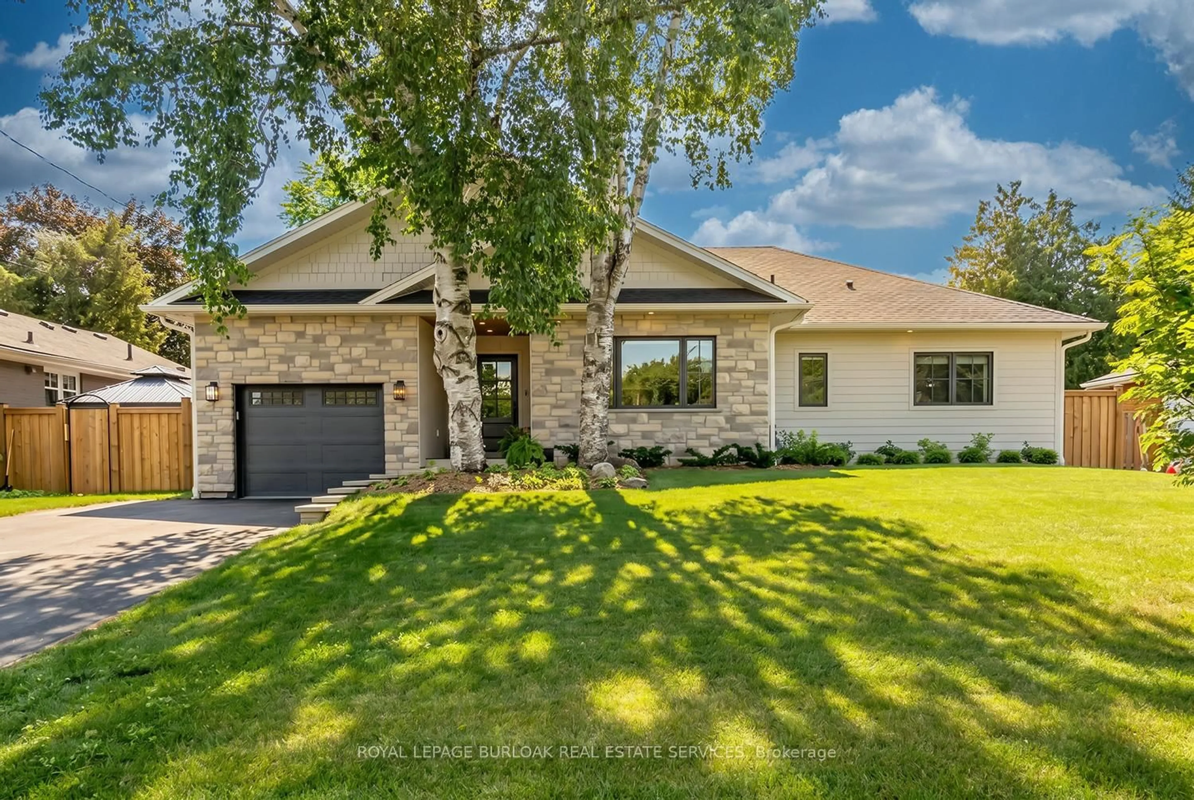 Home with brick exterior material, street for 894 Condor Dr, Burlington Ontario L7T 3A9