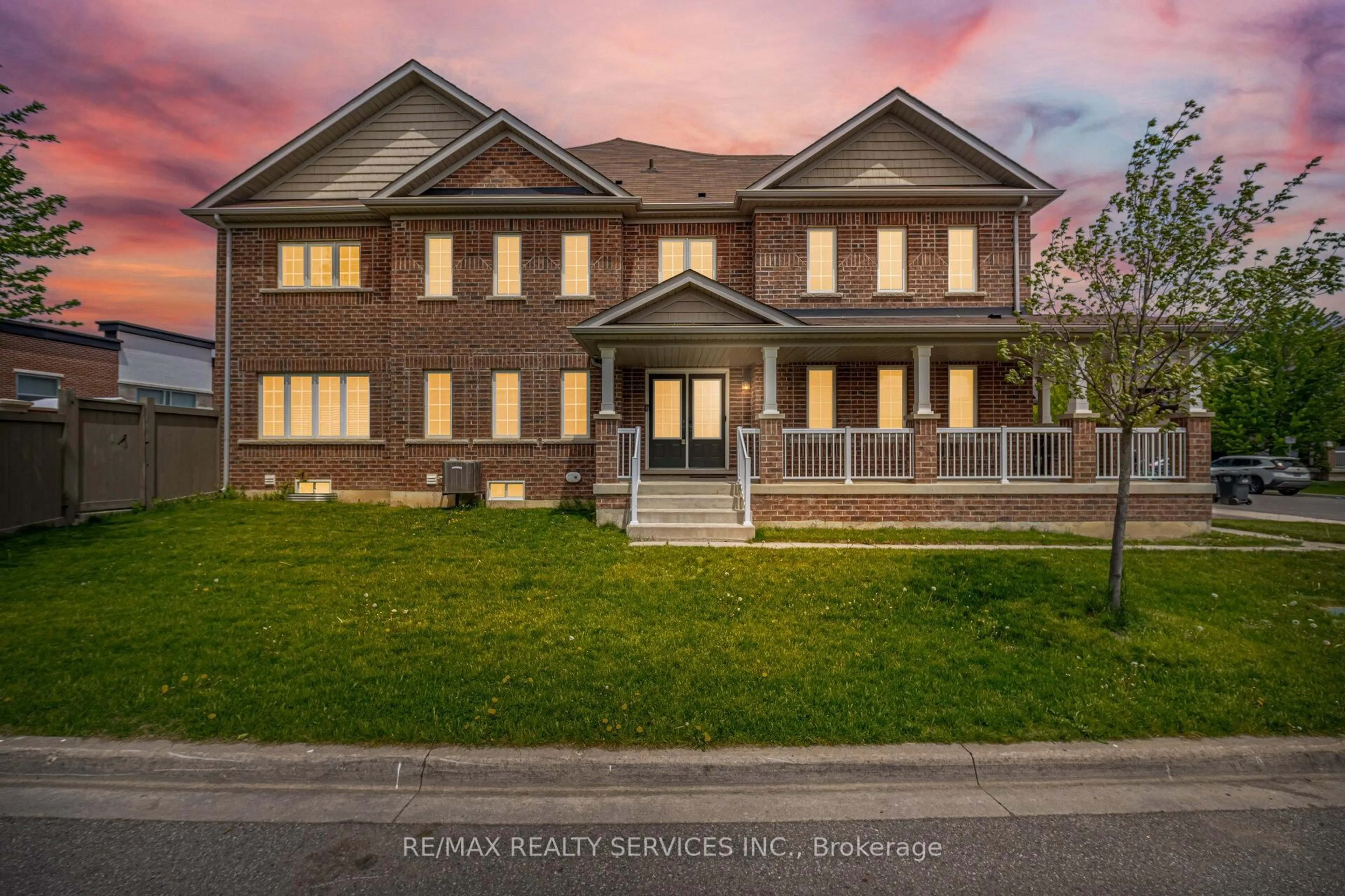 Home with brick exterior material, unknown for 144 Baffin Cres, Brampton Ontario L7A 4K9