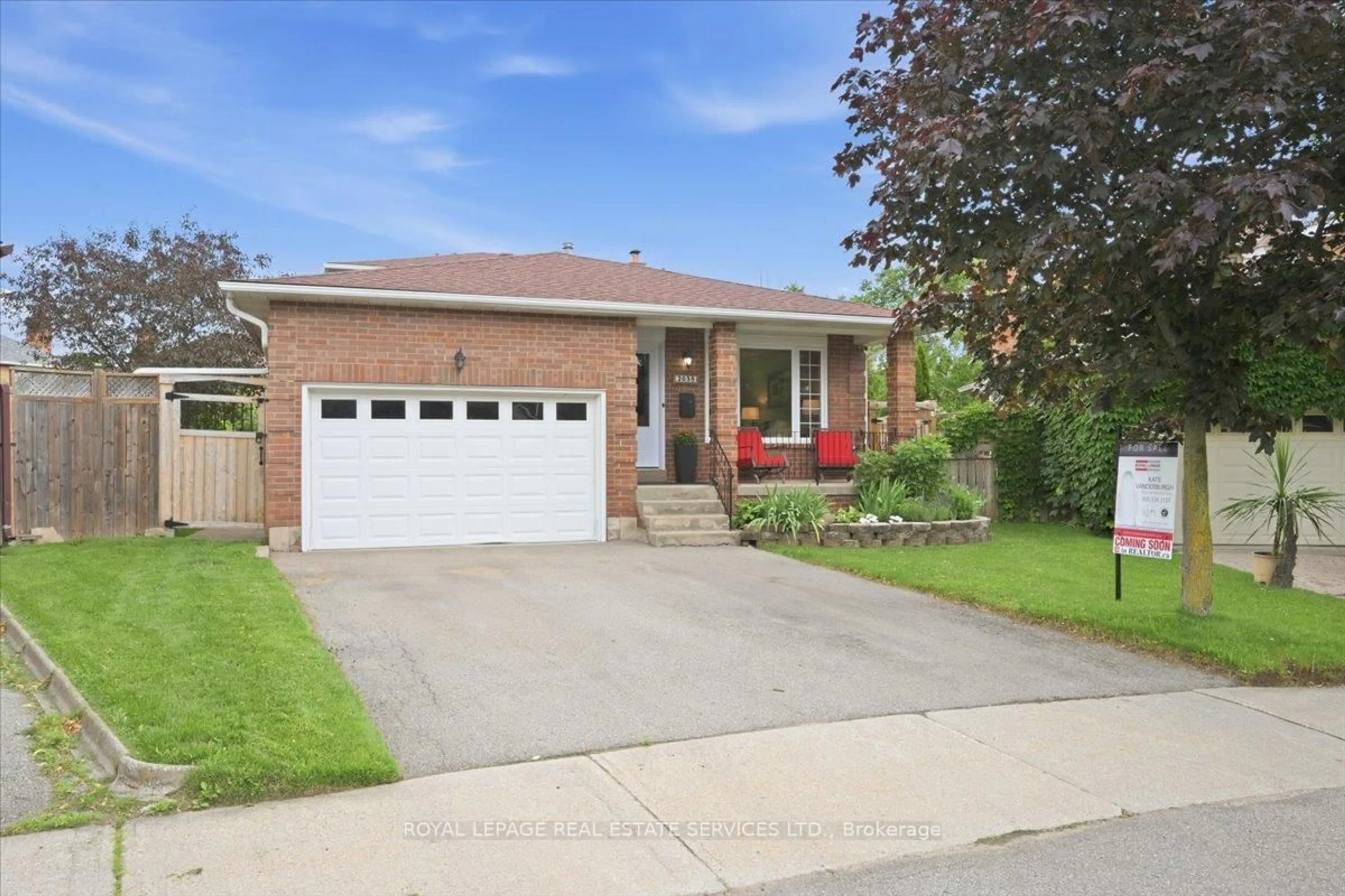 Home with brick exterior material, street for 2035 Pen St, Oakville Ontario L6H 3L2