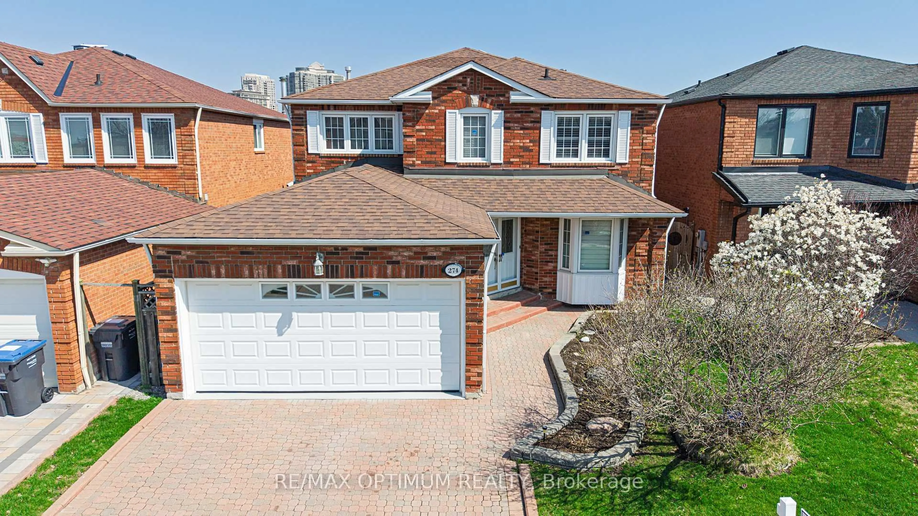 Home with brick exterior material, street for 274 Ceremonial Dr, Mississauga Ontario L5R 2N8