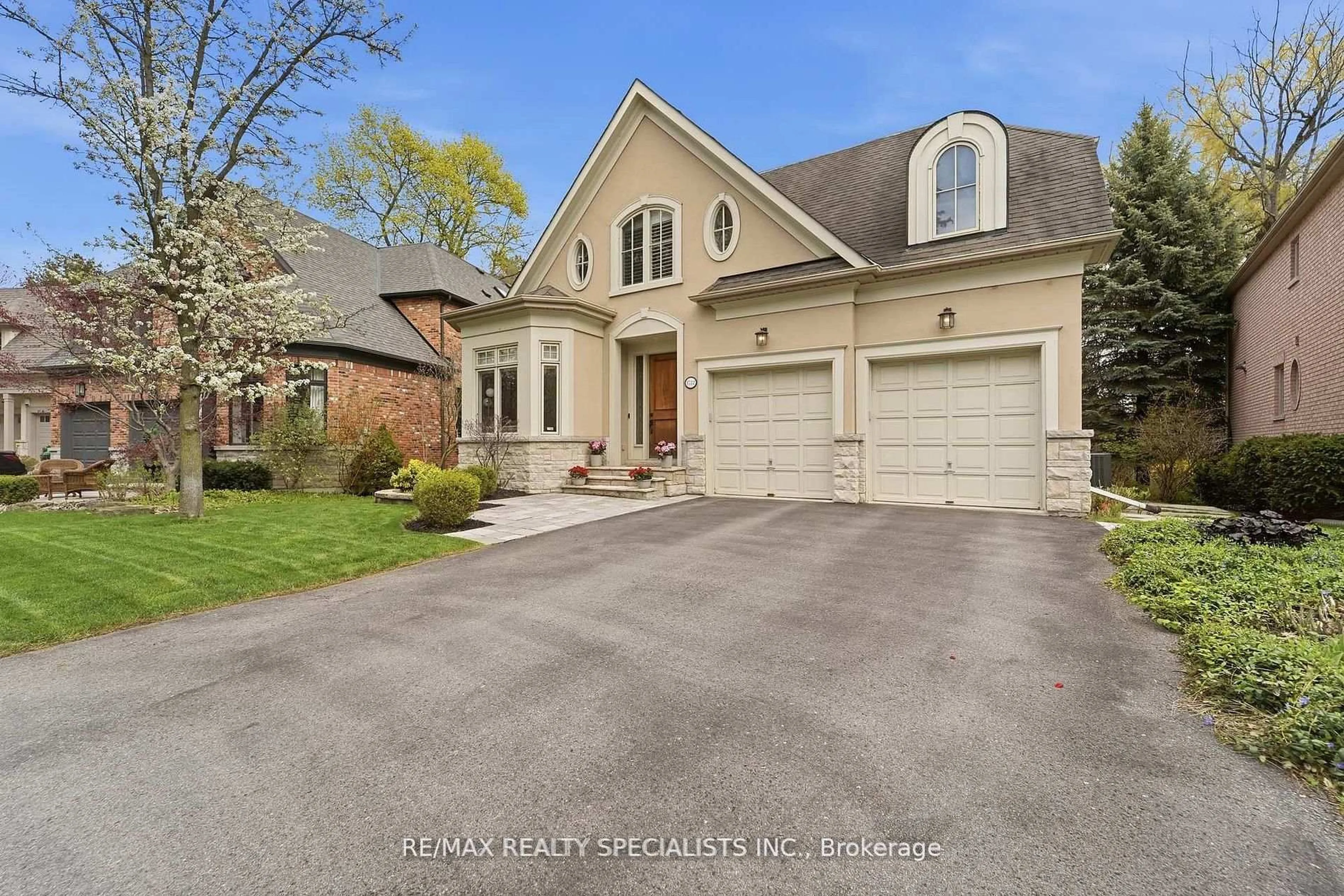 Home with brick exterior material, street for 1722 The Pines, Mississauga Ontario L5J 4V5