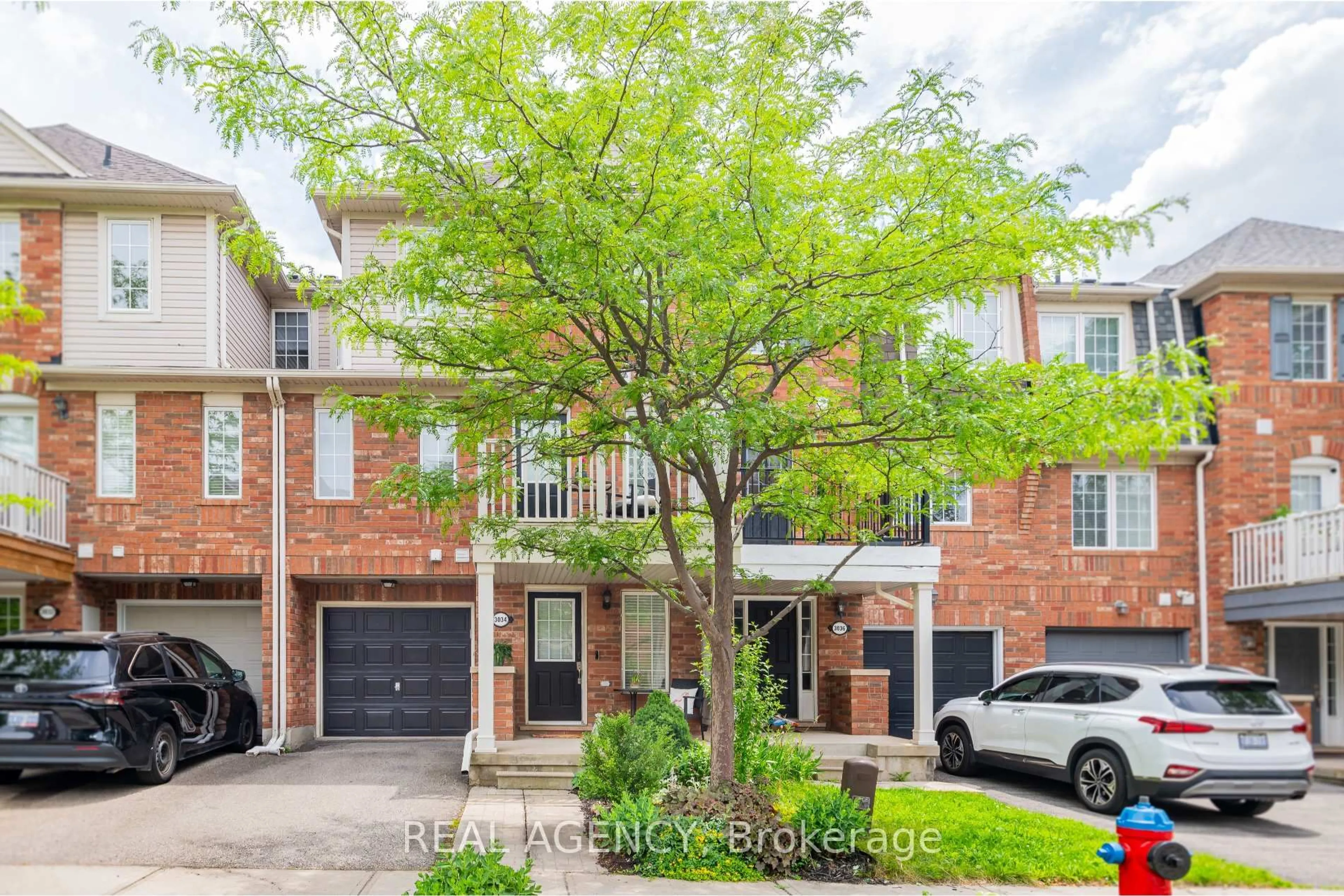 Home with brick exterior material, street for 3034 Dewridge Ave, Oakville Ontario L6M 5H9