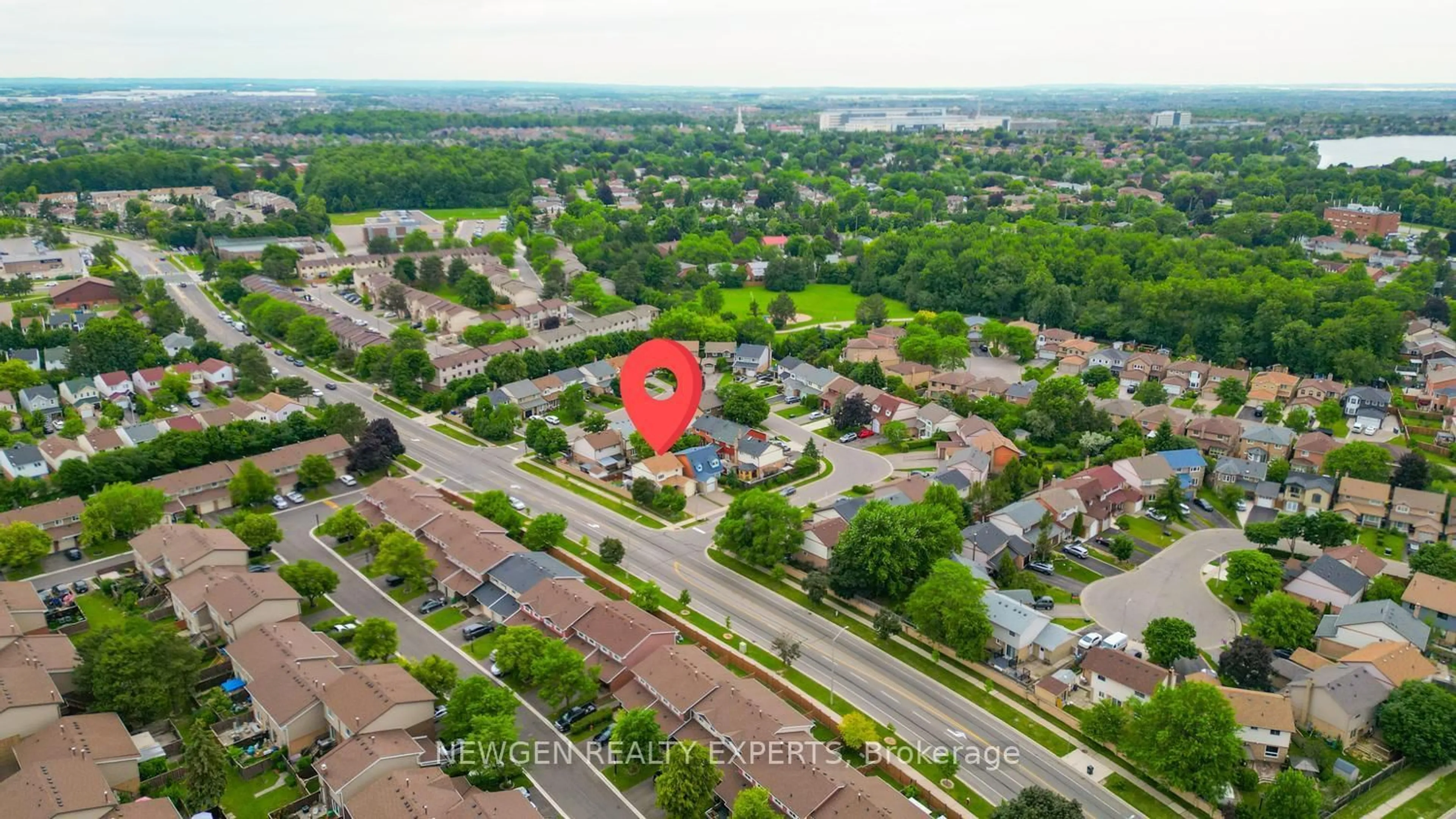 A pic from outside/outdoor area/front of a property/back of a property/a pic from drone, street for 1 Wolverton Cres, Brampton Ontario L6S 3L1