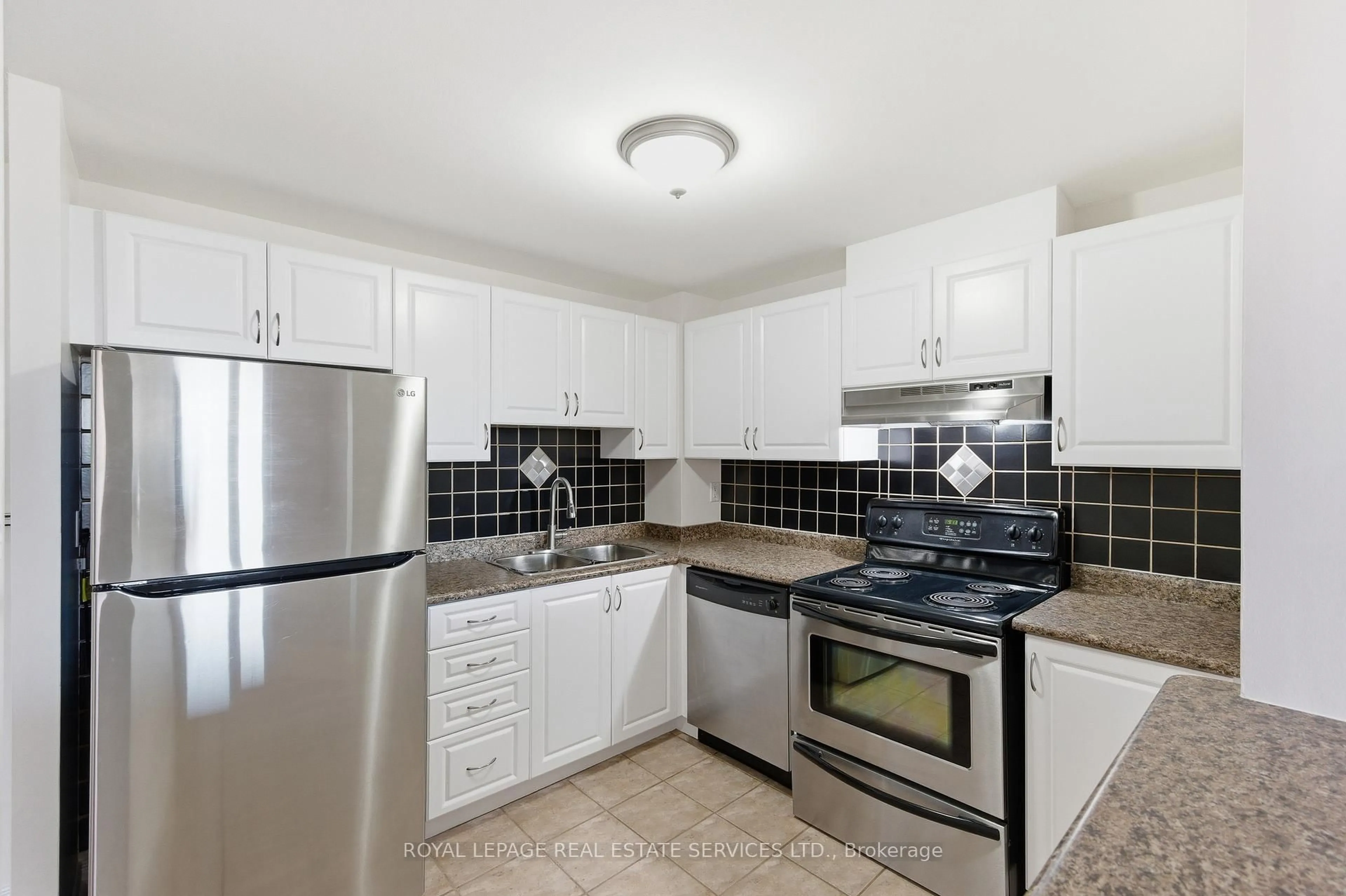 Standard kitchen, unknown for 6720 Glen Erin Dr #904, Mississauga Ontario L5N 3K8
