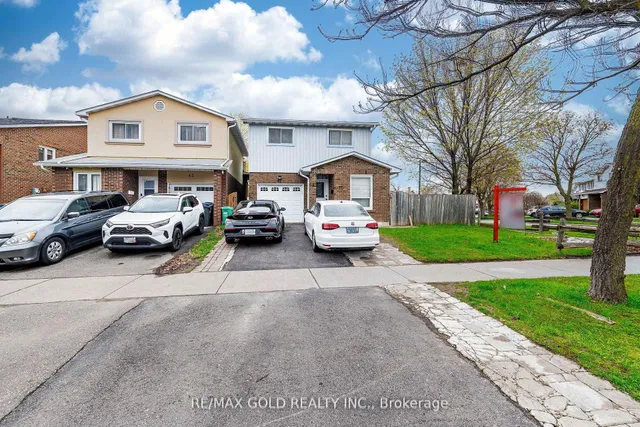 41 Simmons Blvd, Brampton 3