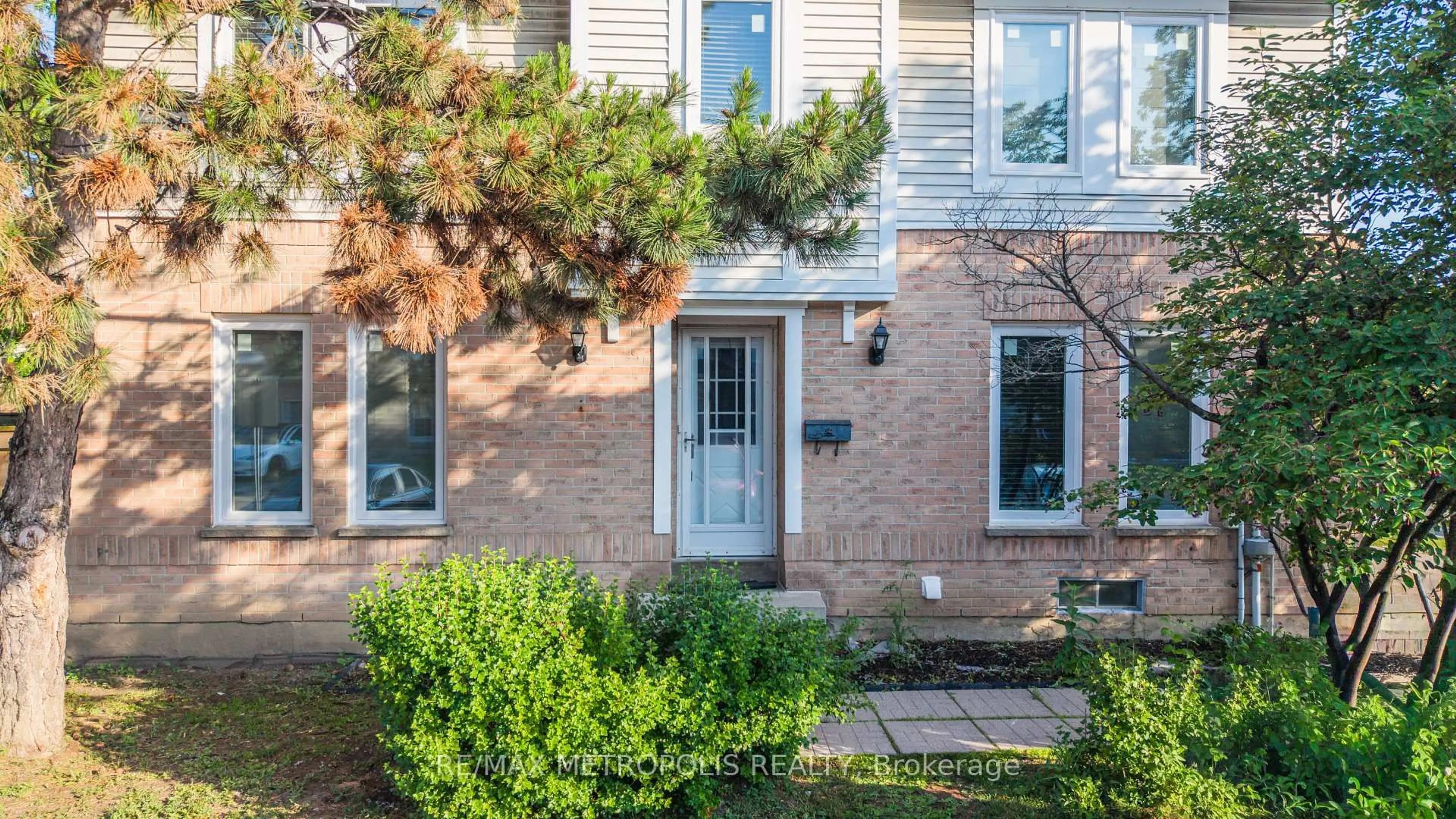 Home with brick exterior material, street for 63 Wickstead Crt, Brampton Ontario L6R 1N8