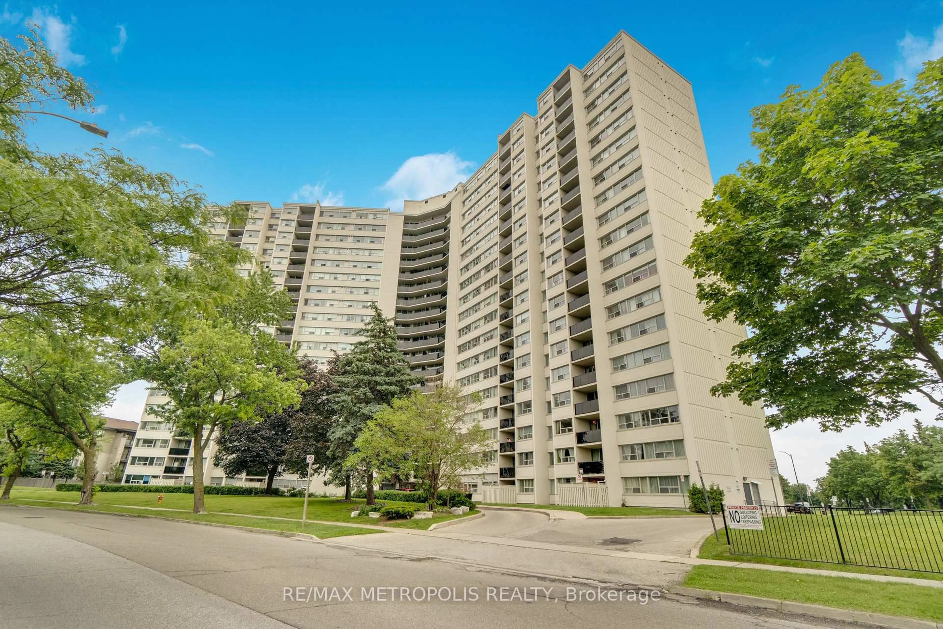 Unknown for 530 Lolita Gdns #1903, Mississauga Ontario L5A 3T2