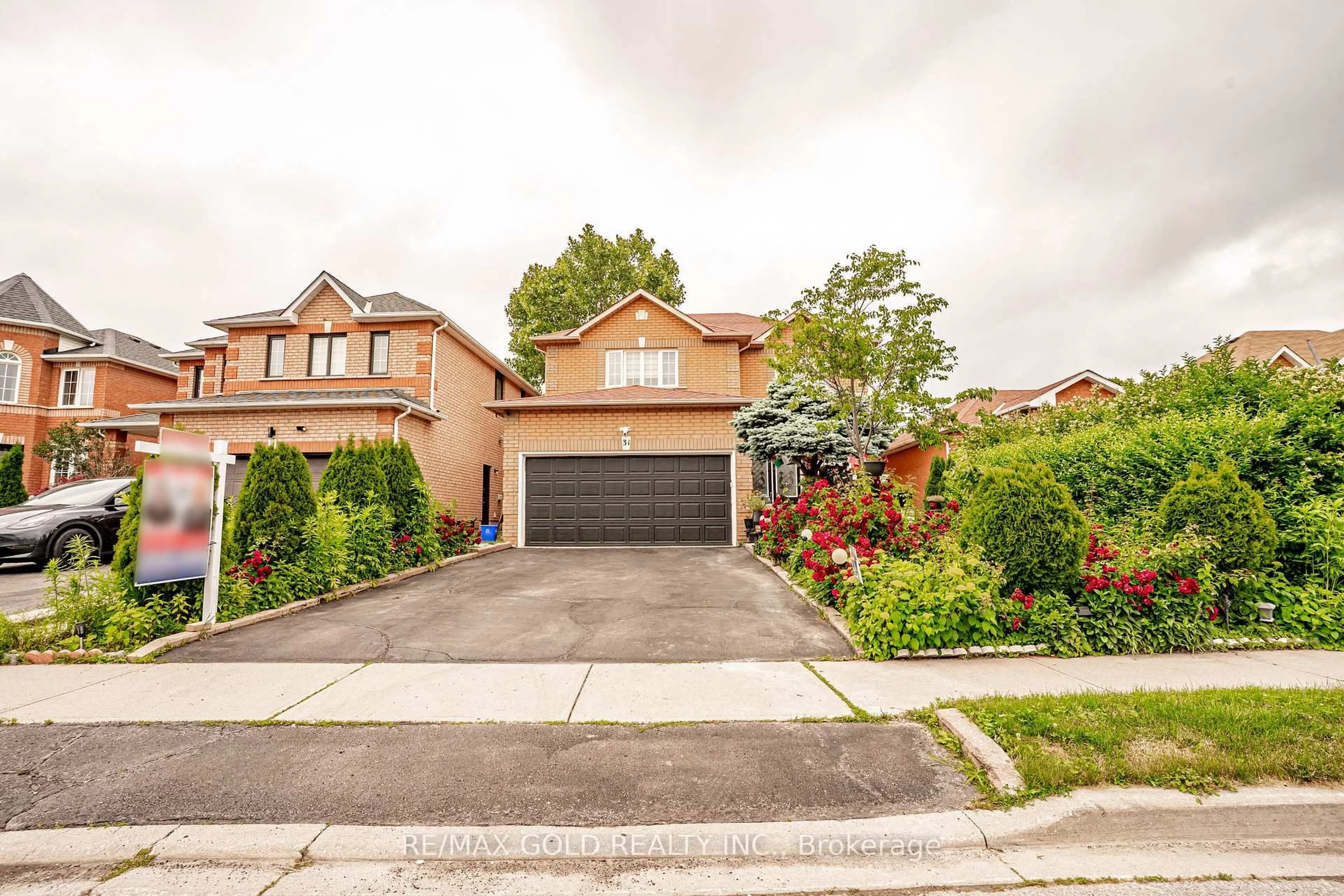 Unknown for 31 Colleyville St, Brampton Ontario L7A 1G8